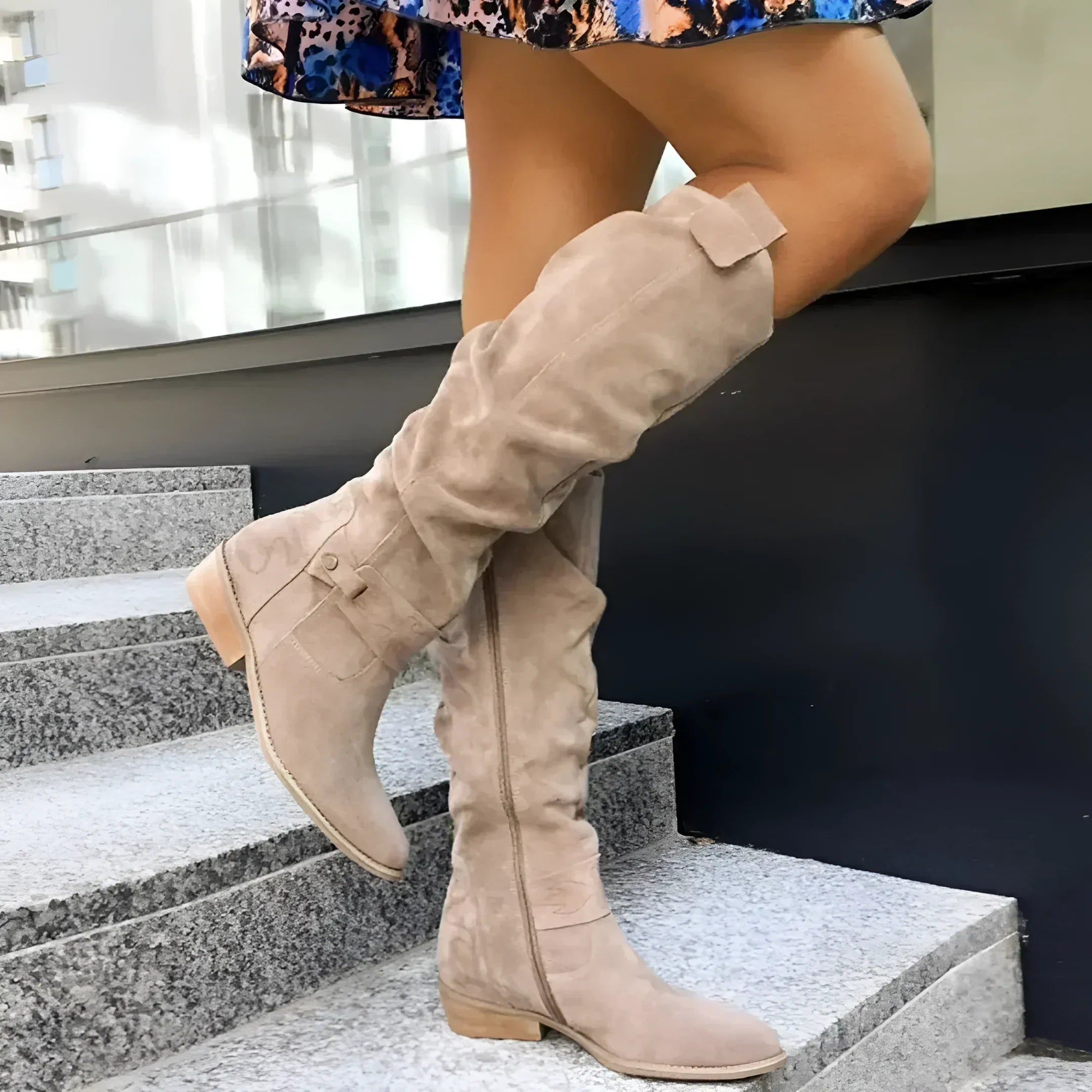 Ripplón Slouchy Knee-High Boots – Suede Women Fall Casual Business Flat Taupe Knee Boots