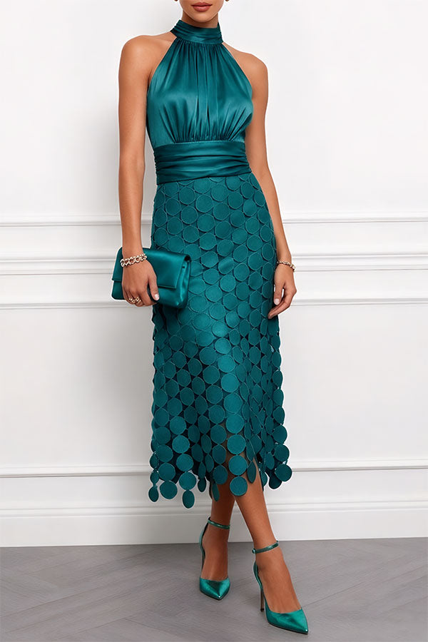 Robe midi en satin à col licou Squamella - Robe texturée à motif écailles pour femme, pour cocktails, fêtes et soirées formelles
