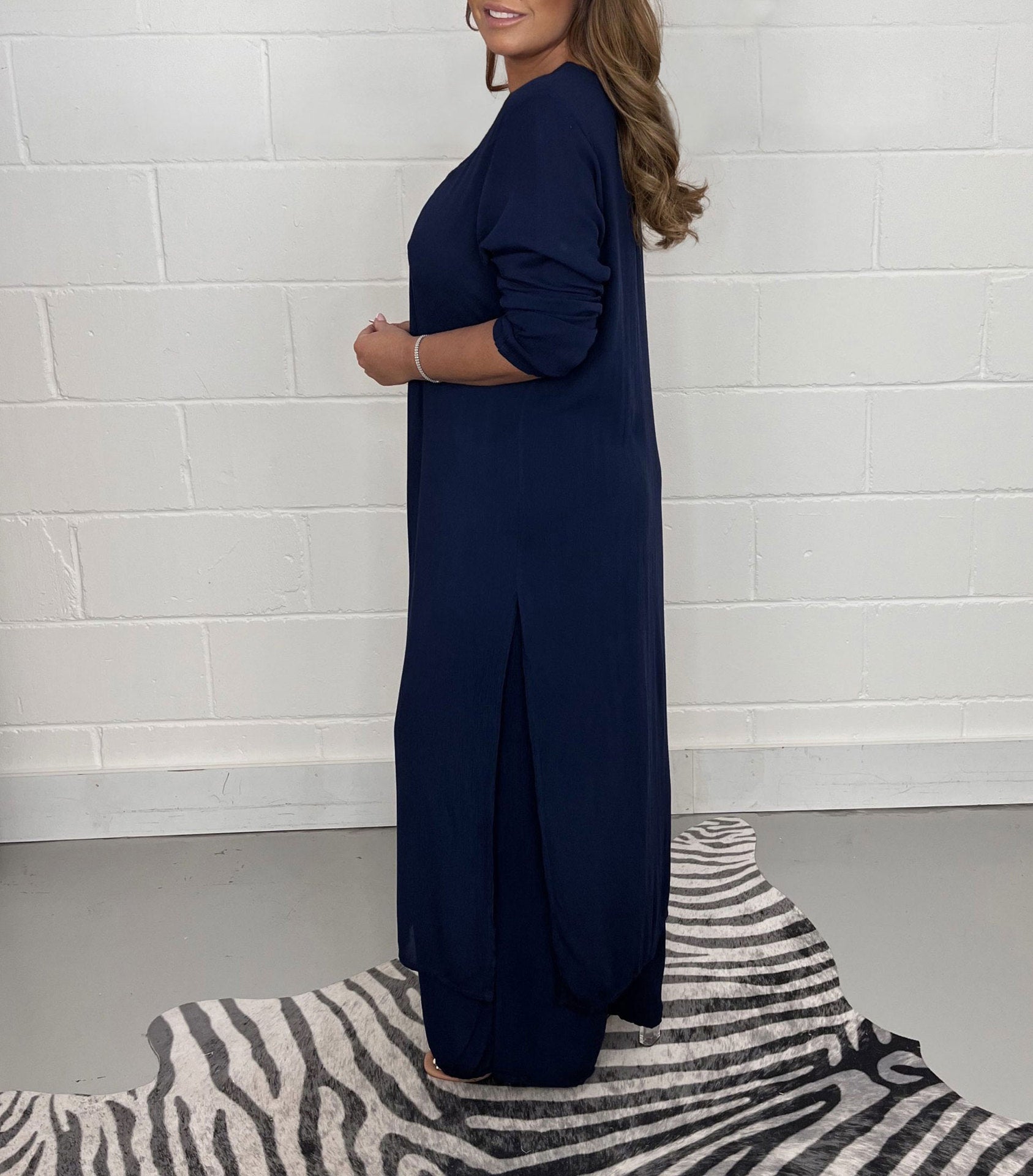 Navisse V-Neck Wide-Leg Lounge Set – Women Summer Resort Casual Deep V Neck Top Co-Ord Wide Leg Pants Set