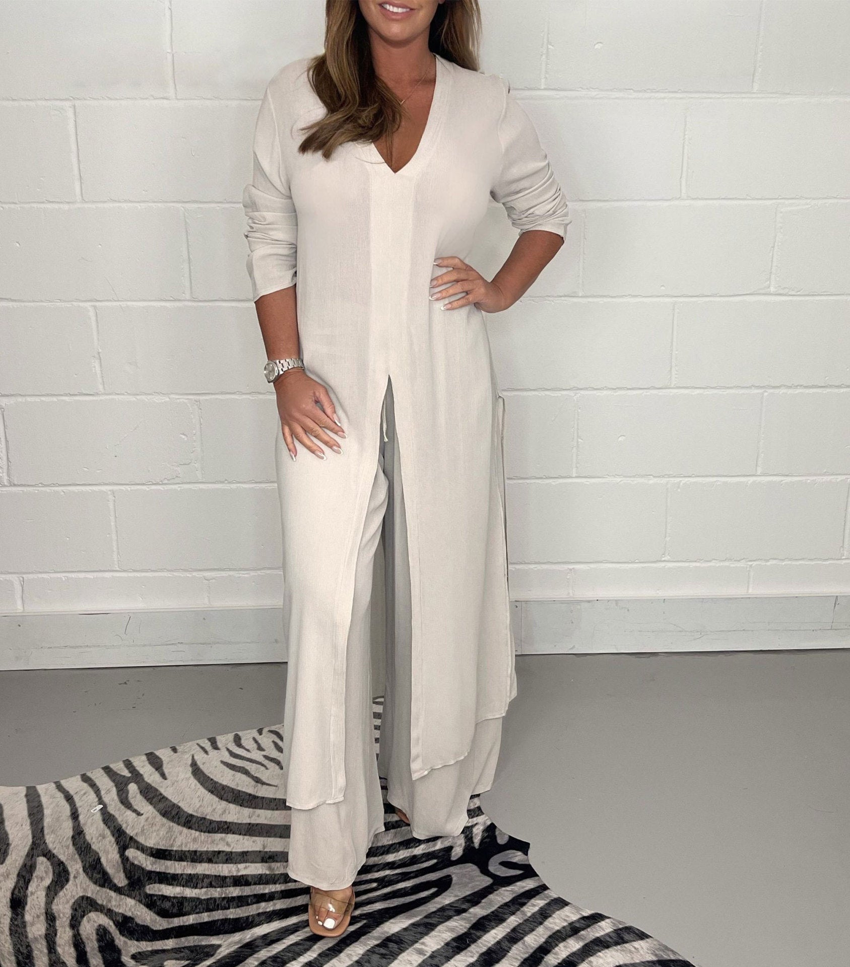 Navisse V-Neck Wide-Leg Lounge Set – Women Summer Resort Casual Deep V Neck Top Co-Ord Wide Leg Pants Set