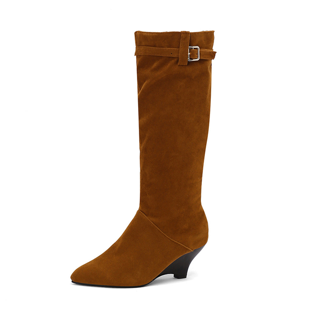 Bottes montantes à talon kitten en daim Cintura – Bottes élégantes pour femme avec bride à boucle, automne-hiver