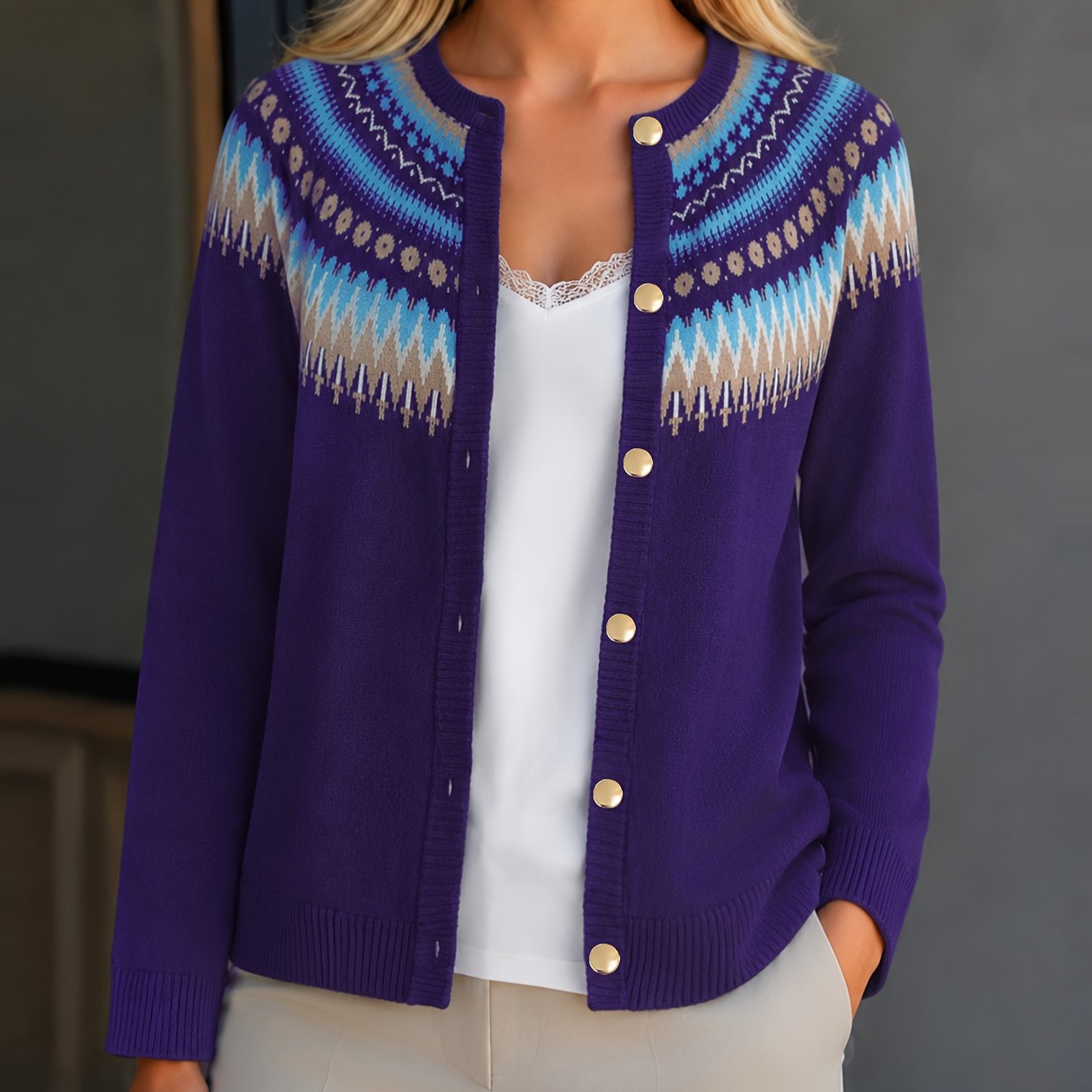 Gilet boutonné à motif Fair Isle Ondri – Haut à manches longues boutonné pour femme, pull en maille jacquard bleu marine, beige et bleu