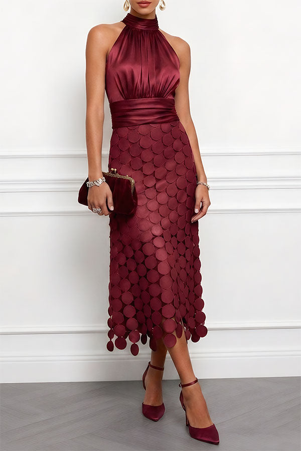Robe midi en satin à col licou Squamella - Robe texturée à motif écailles pour femme, pour cocktails, fêtes et soirées formelles