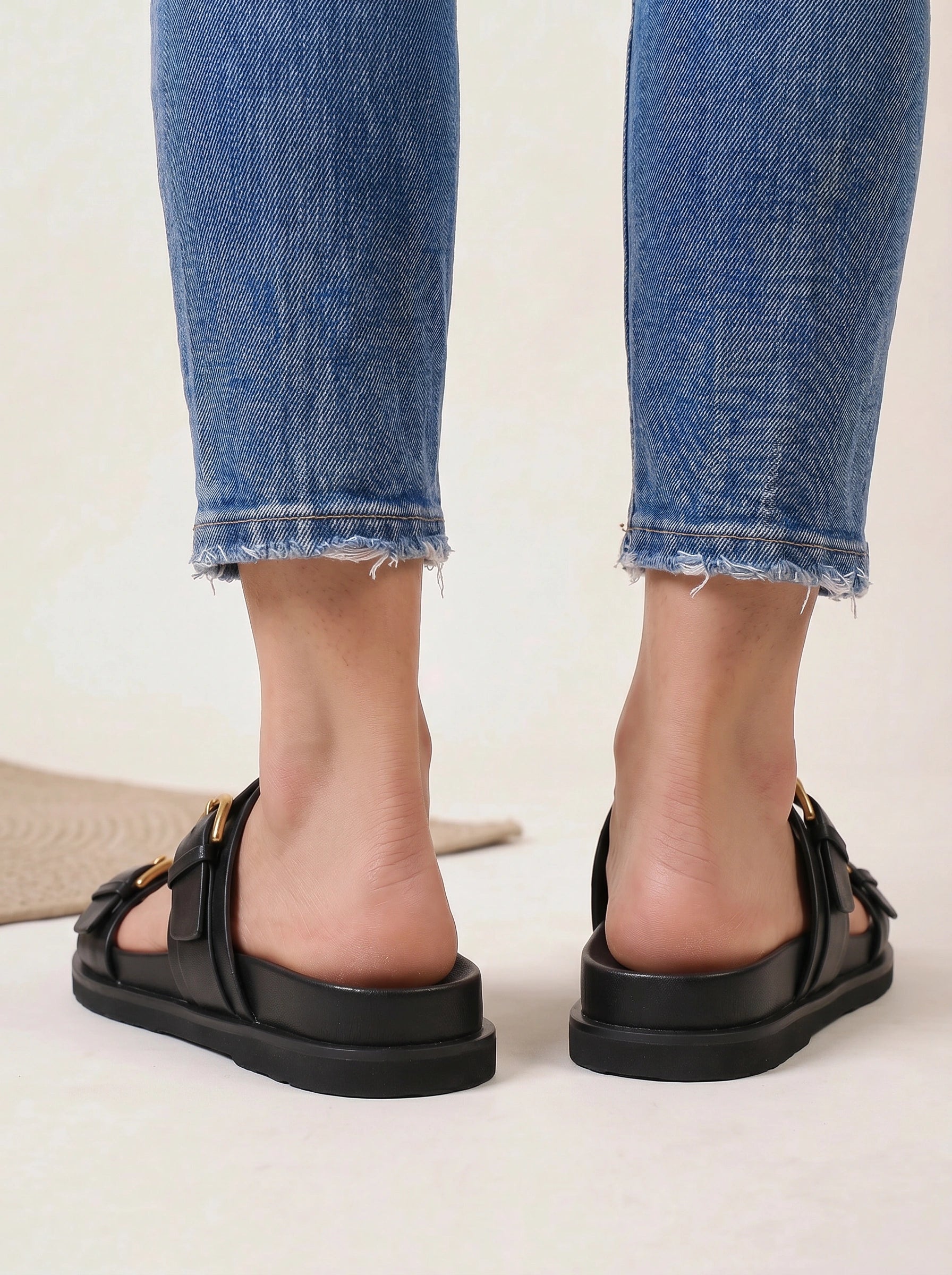 Bucklora Leather Buckle Sandals – Women Comfortable Flat Sandals Summer Casual Slip On Mules