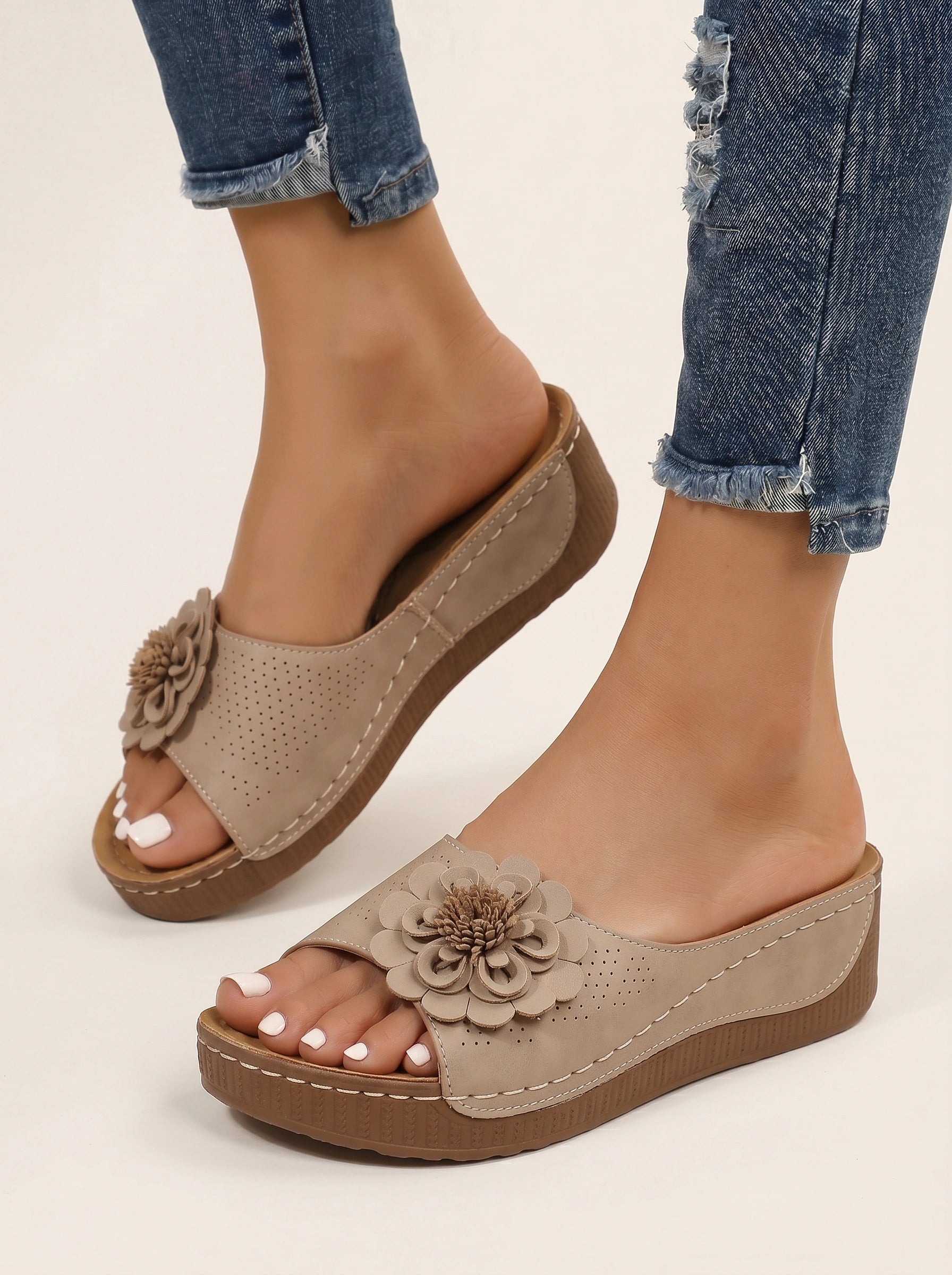 Florea Flower Embellished Platform Sandals – Women Slip-On Wedge Comfort Summer Casual Platform Sandals