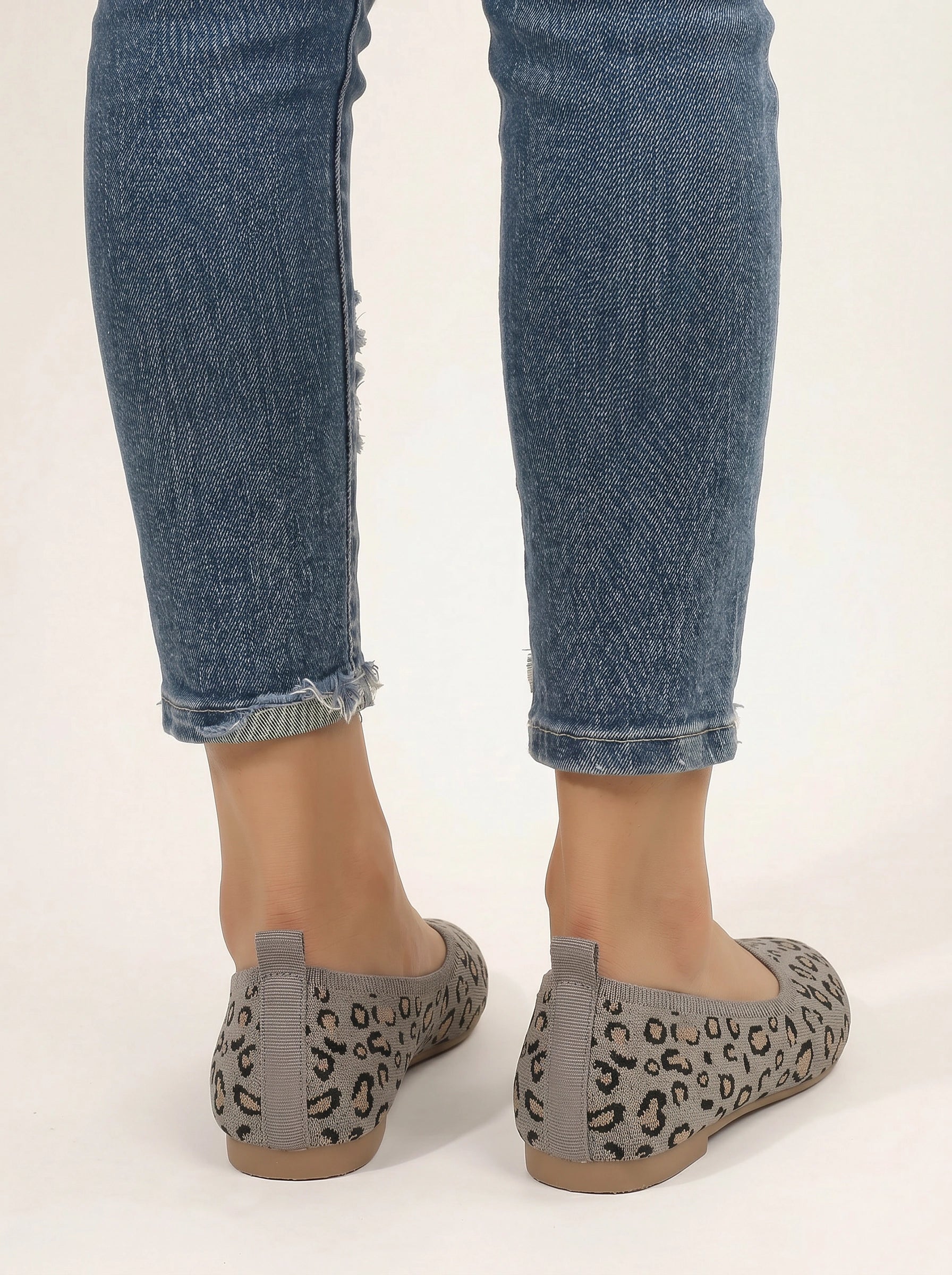 Maculyne Knit Ballet Flats – Leopard Print Women Casual Slip-On Comfortable Ballet Flats