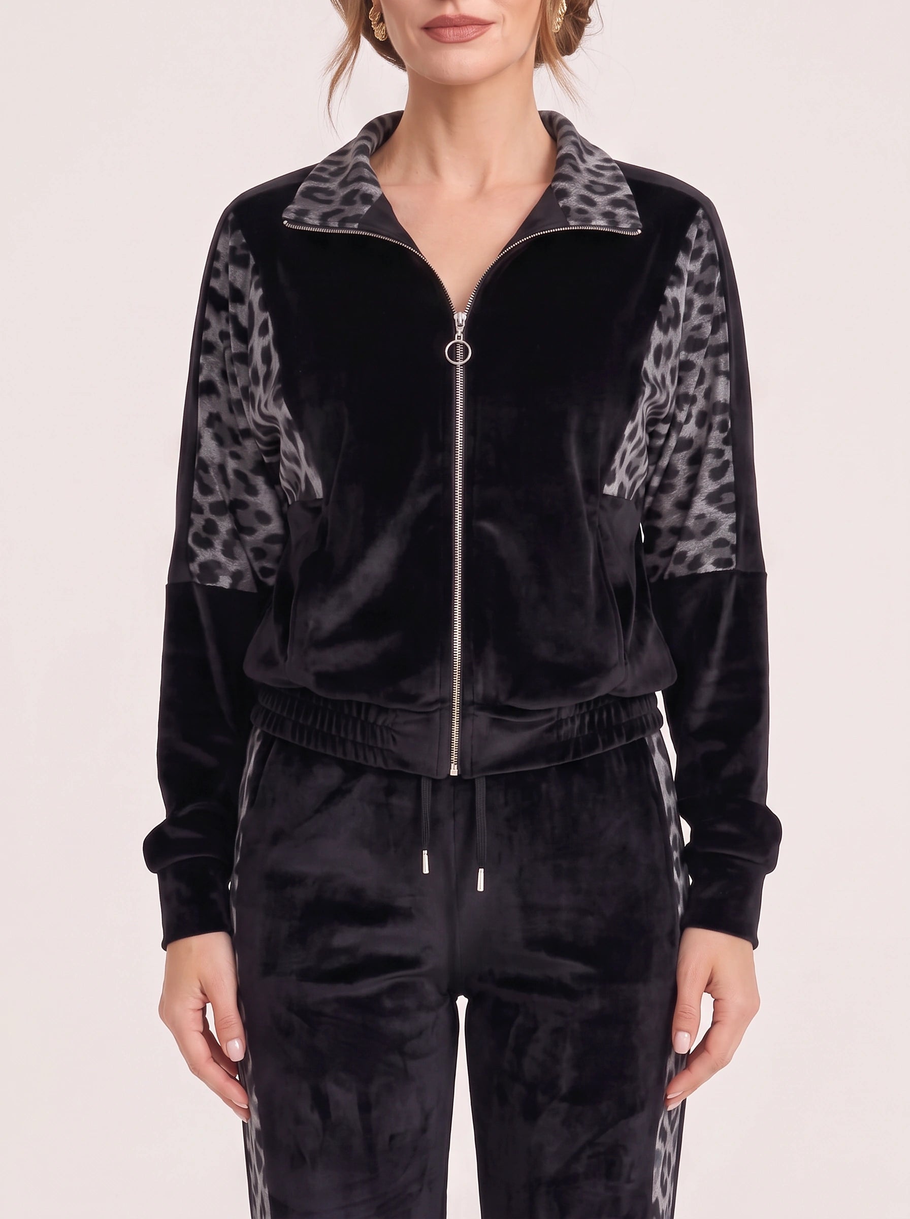 Velouche Velvet Leopard Tracksuit Set – Women Velvet Animal Print Loungewear Zip Jacket Pants Two Piece
