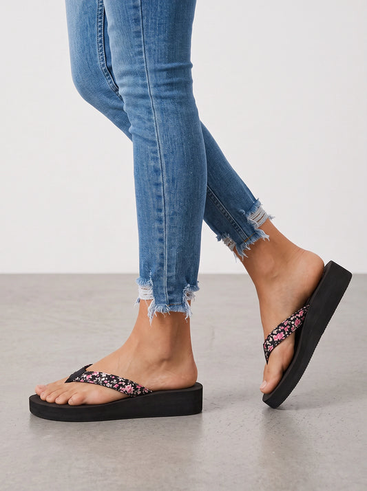 Floretta Floral Platform Flip Flops – Women Summer Beach Vacation Casual Thong Sandals Cushioned Wedge Flatform