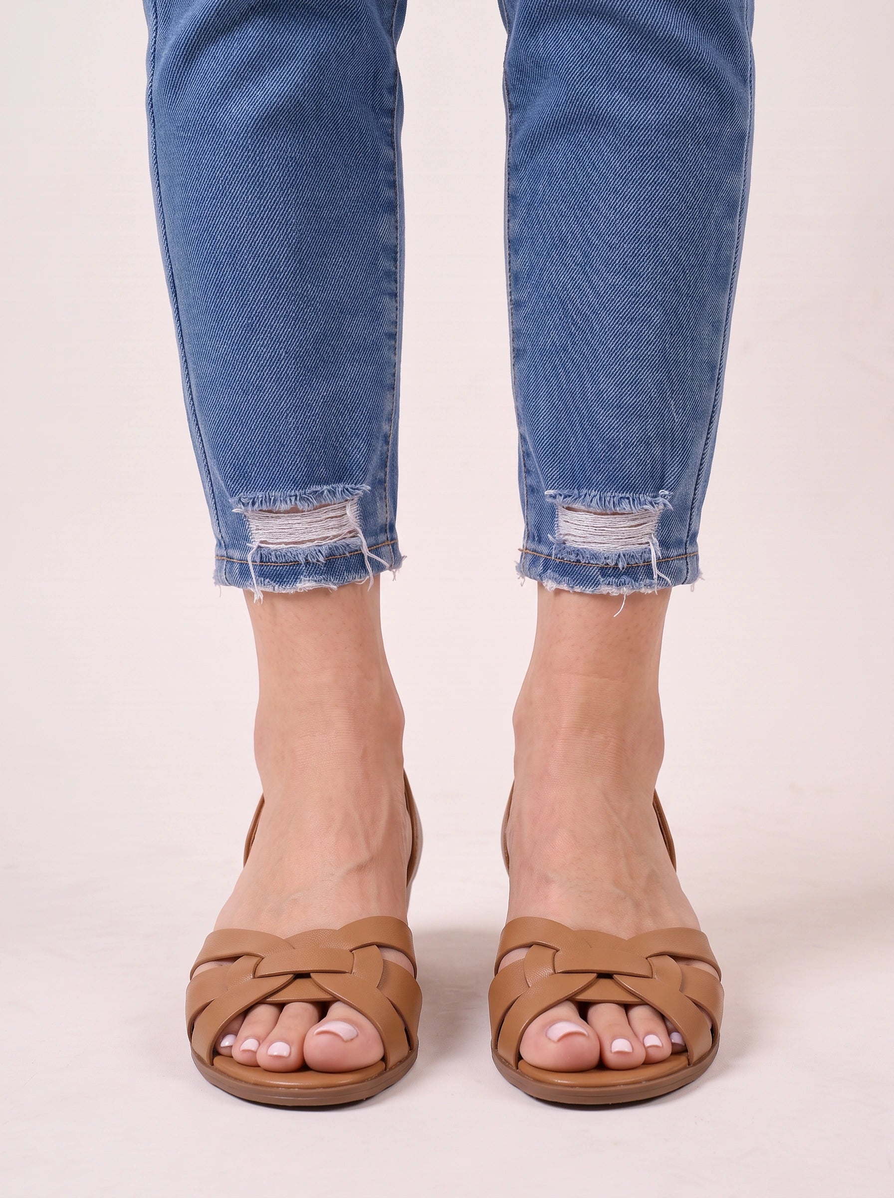 Sienna Leather Interwoven Strappy Peep Toe Flats – Women Sandals Designer Woven Casual Summer d'Orsay Flats