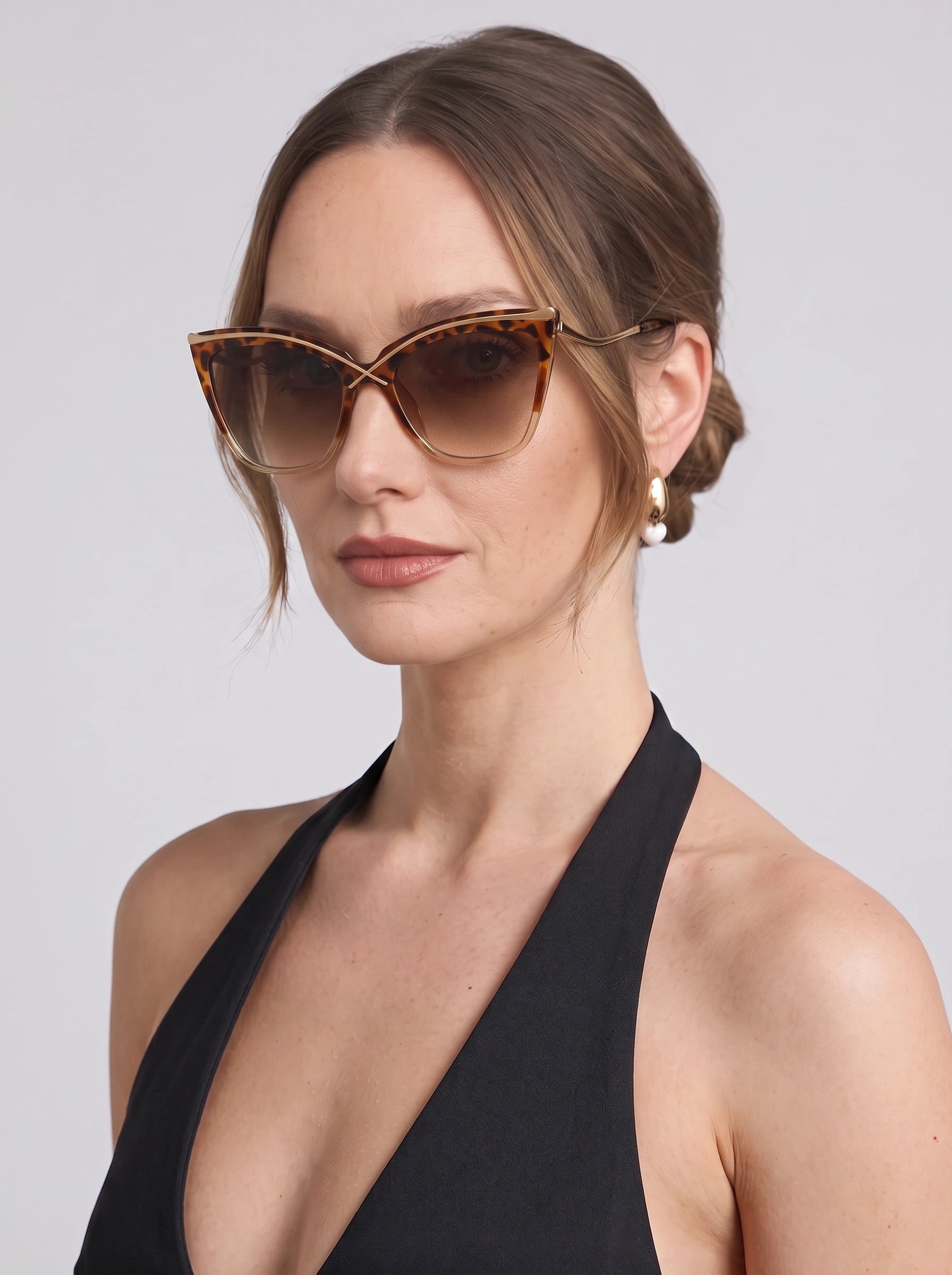 Veylen Oversized Cat-Eye Sunglasses – Women Designer Gradient Lens Tortoiseshell Square Frame UV Protection