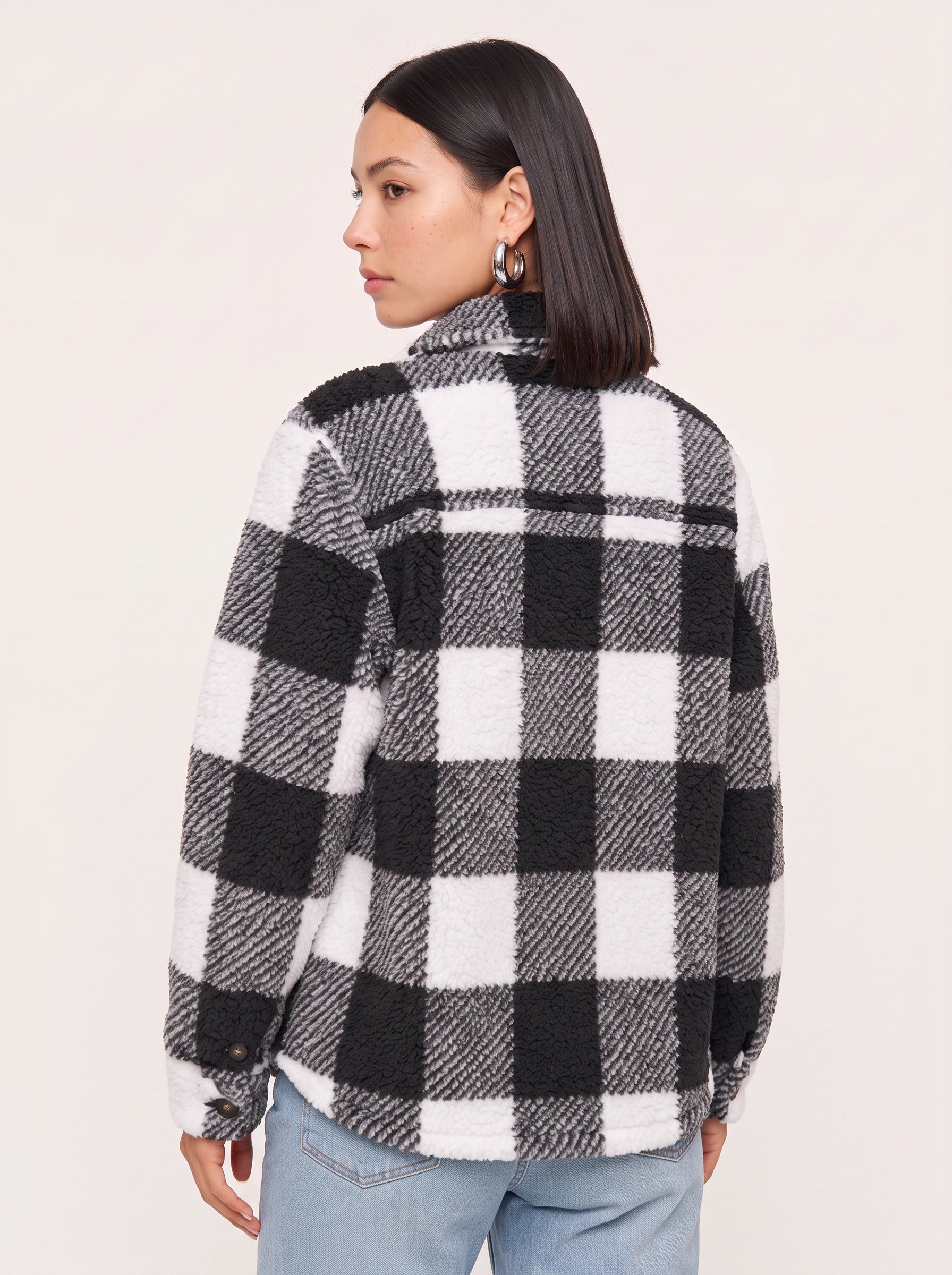 Grafton Oversized Plaid Shacket  – Women Sherpa Fleece Button-Up Winter Jacket Casual Streetwear Coat