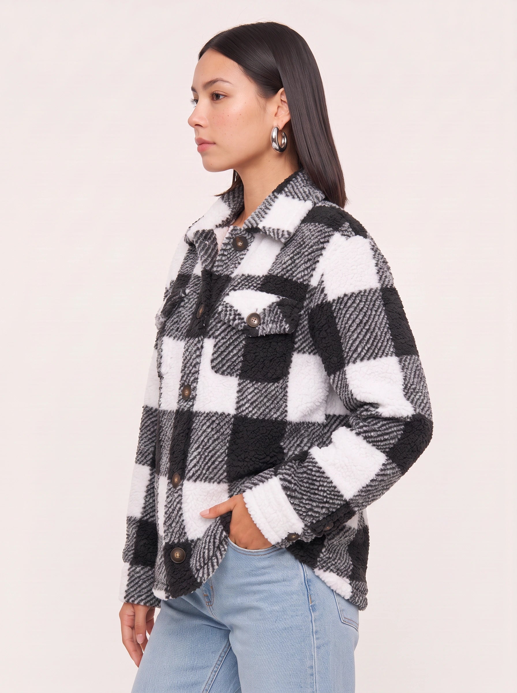 Grafton Oversized Plaid Shacket  – Women Sherpa Fleece Button-Up Winter Jacket Casual Streetwear Coat