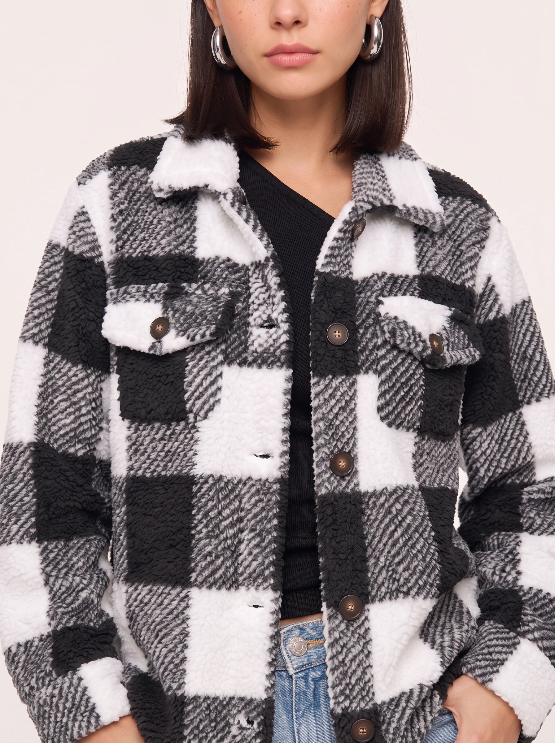 Grafton Oversized Plaid Shacket  – Women Sherpa Fleece Button-Up Winter Jacket Casual Streetwear Coat