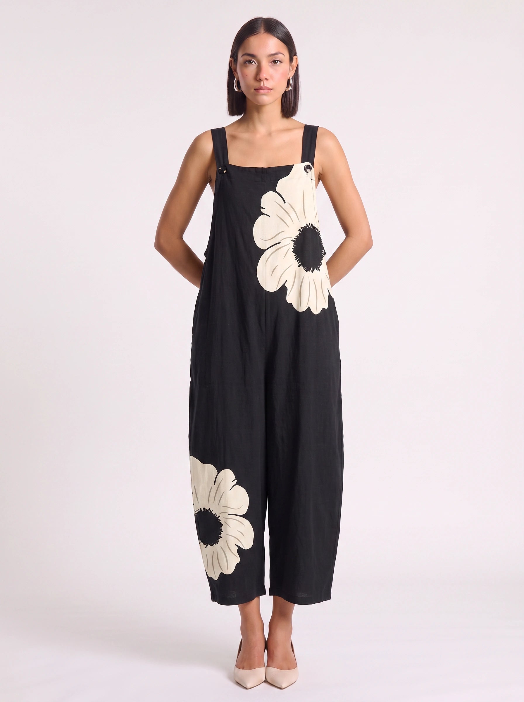 Petala Wide-Leg Dungaree Jumpsuit – Floral Print Cotton Linen Women Summer Casual Beach Vacation Wide-Leg Jumpsuit