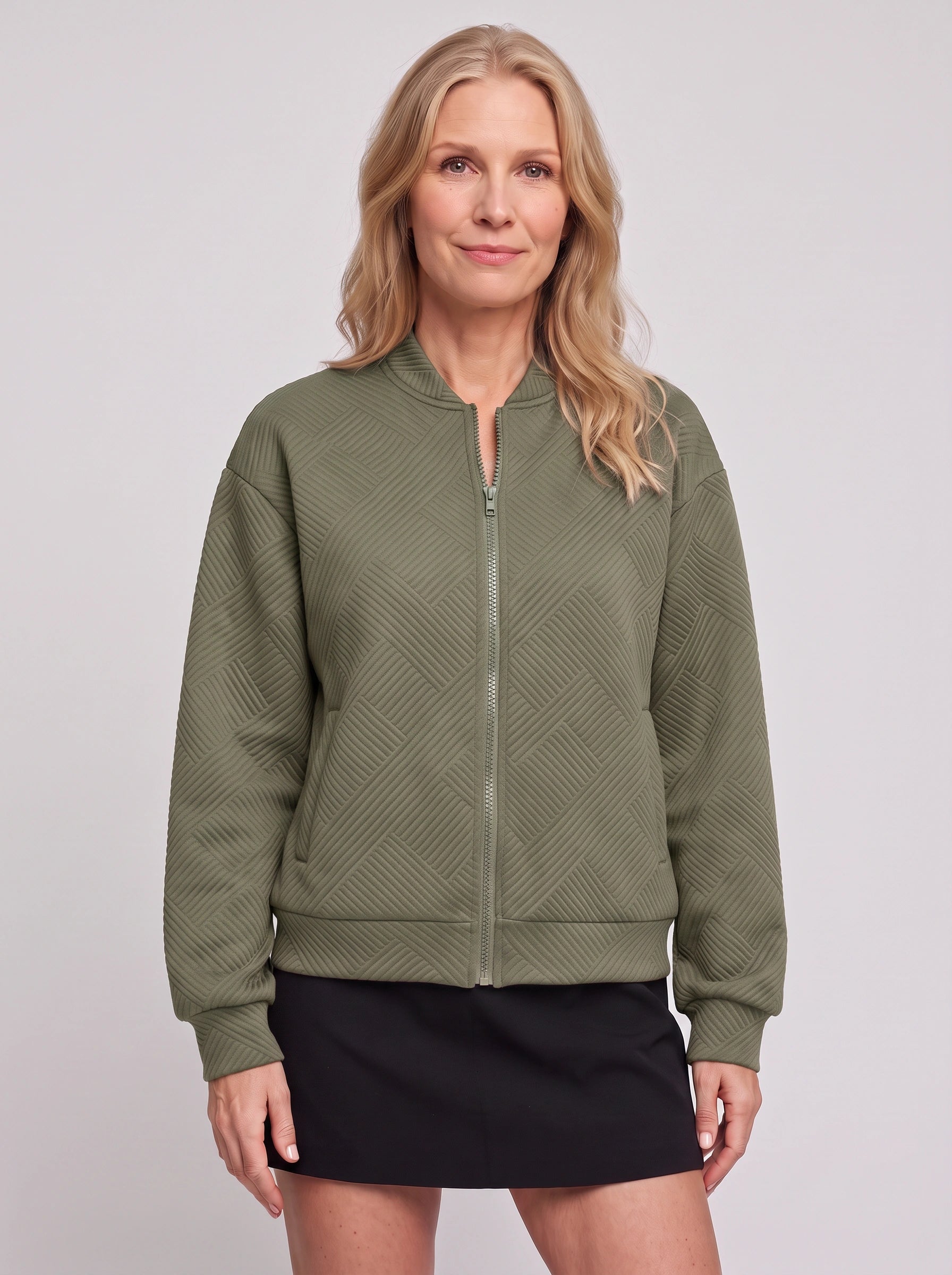 Eithne Quilted Bomber Jacket – Women Winter Casual Zip-Up Puffer Bomber Jacket