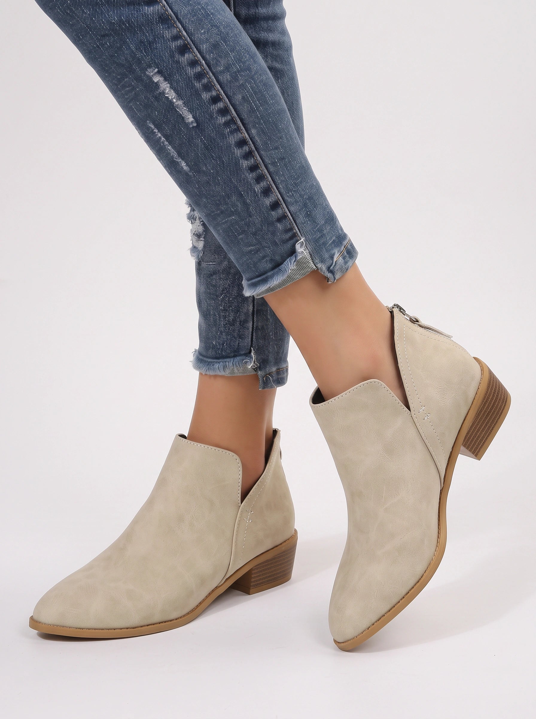 Cuterra Side-Cut Ankle Booties – Women Block Heel Suede Pointed Toe Slip-On Booties Casual Western