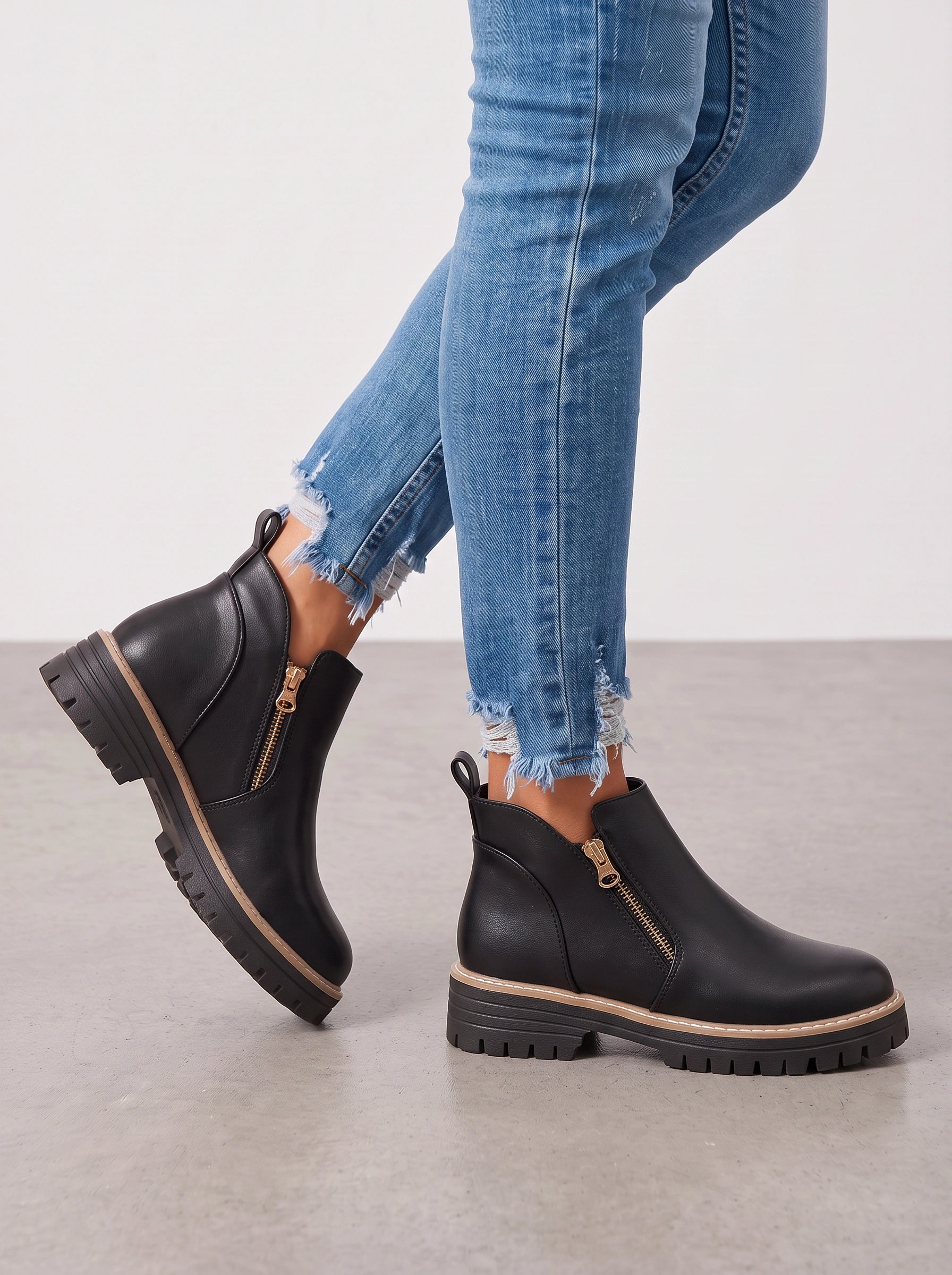 Zipcrest Chelsea Ankle Boots – Chunky Sole Platform Women Winter Leather Waterproof Chelsea Boots