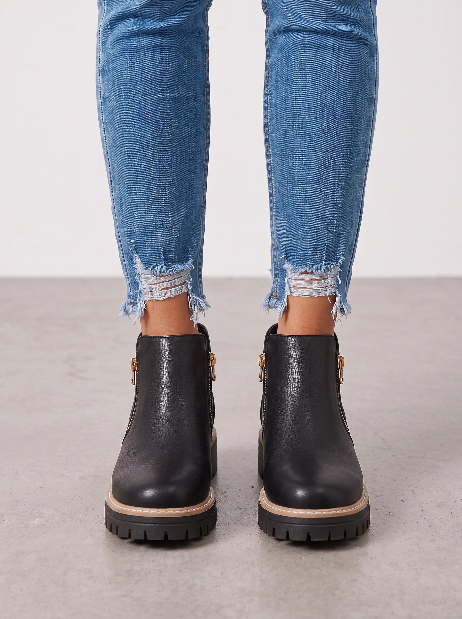 Zipcrest Chelsea Ankle Boots – Chunky Sole Platform Women Winter Leather Waterproof Chelsea Boots