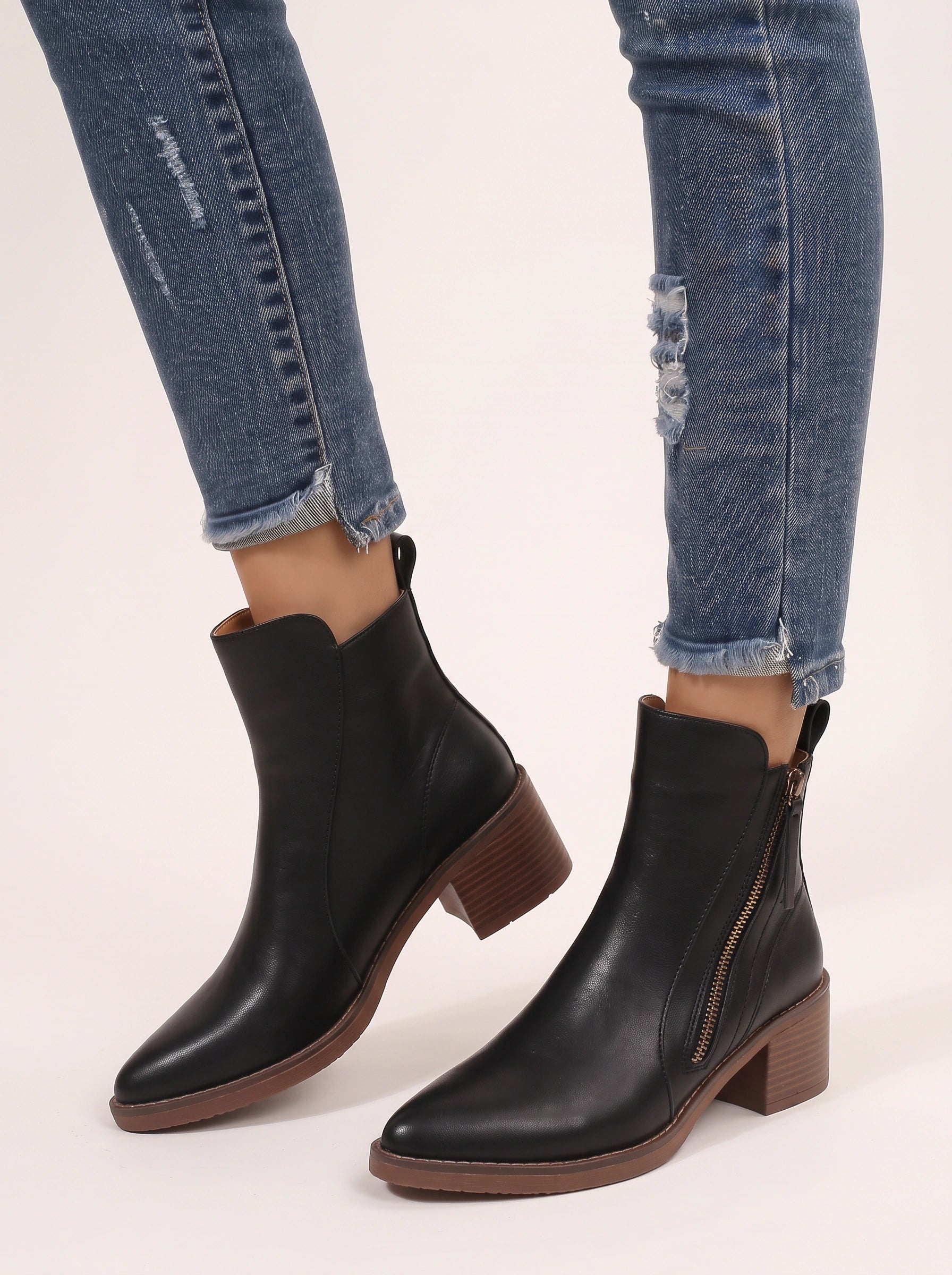 Zipstride Leather Ankle Boots – Women Block Heel Booties Winter Casual Kitten Heels Ankle Boots