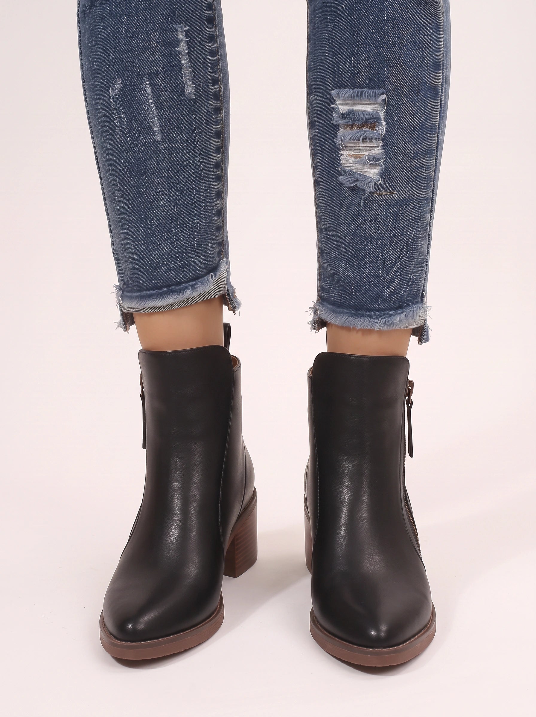 Zipstride Leather Ankle Boots – Women Block Heel Booties Winter Casual Kitten Heels Ankle Boots