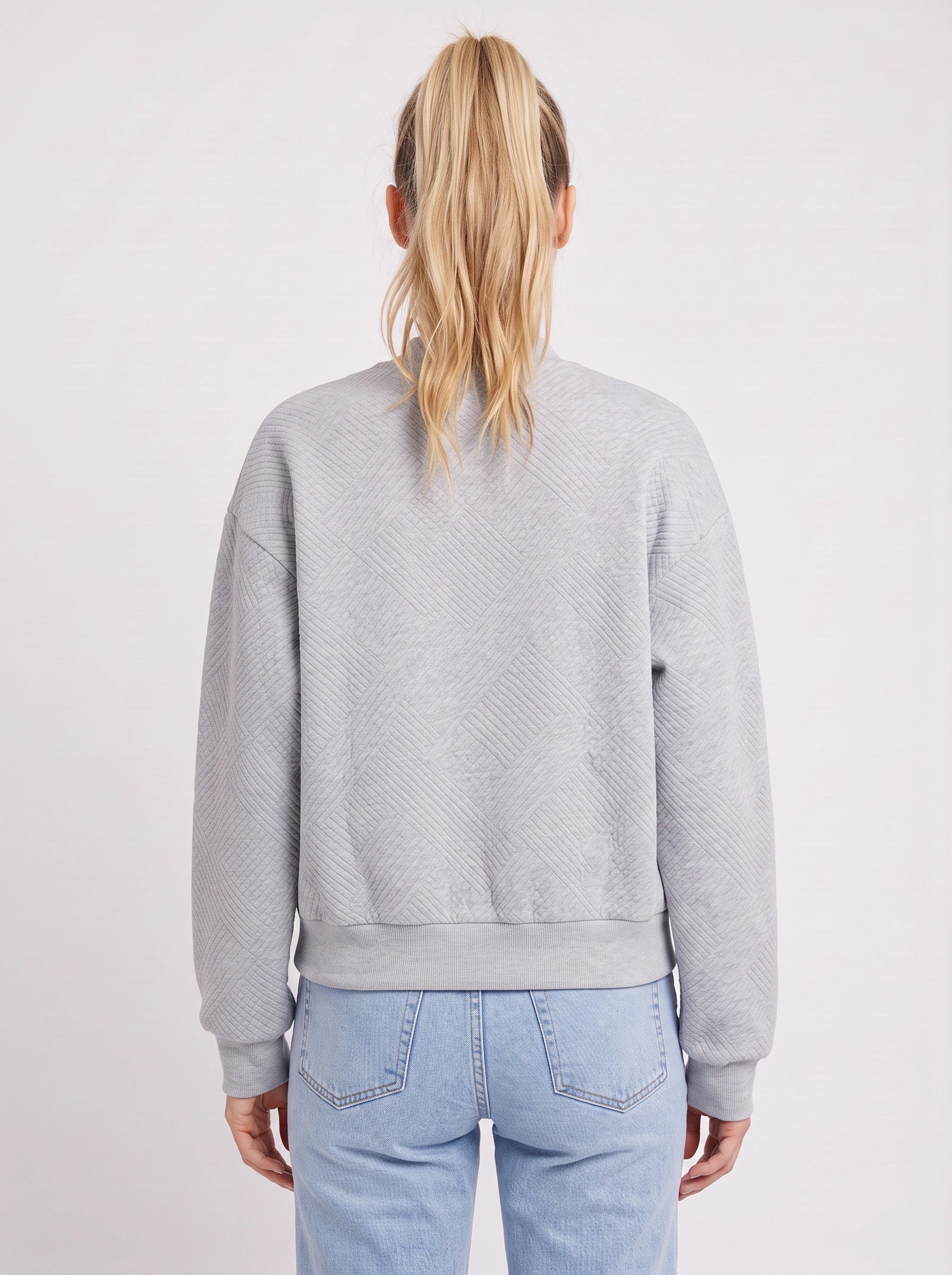 Quiltra Diamond Quilted Bomber Jacket – Women Casual Everyday Athleisure Relaxed Zip Front Jacket