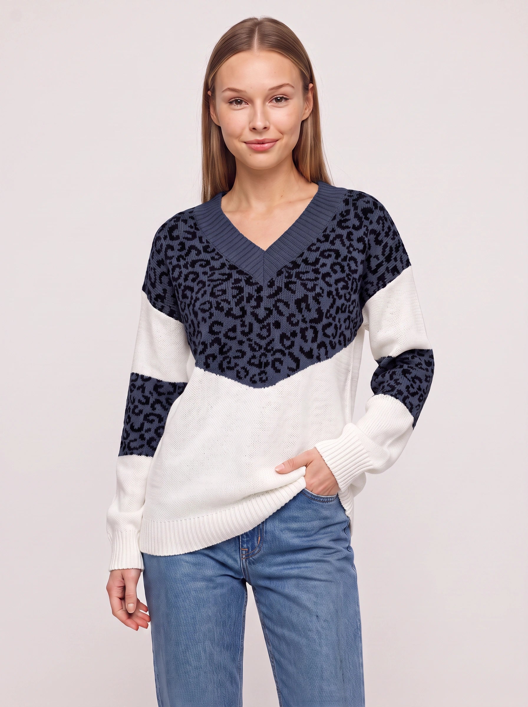 Leopari V-Neck Leopard Print Sweater – Oversized Knit Sweater Women Casual Pullover Animal Print Top
