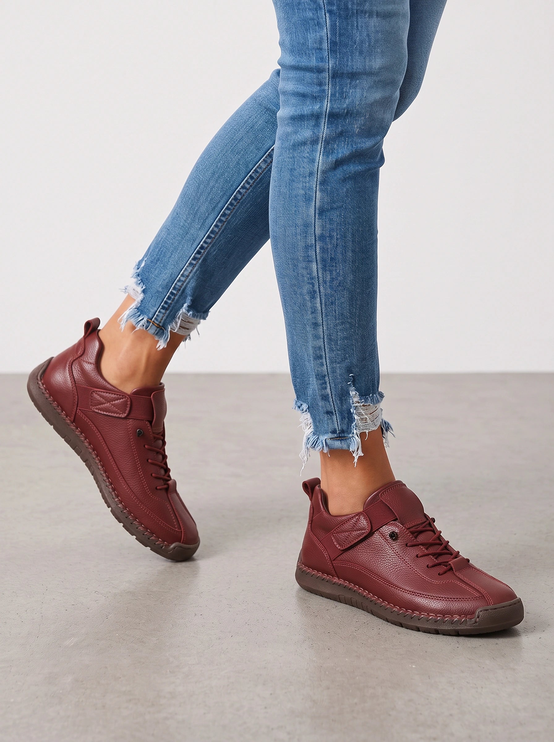 Granica Lace-Up Leather Sneakers – Women Casual Comfort Walking Everyday Leather Sneakers