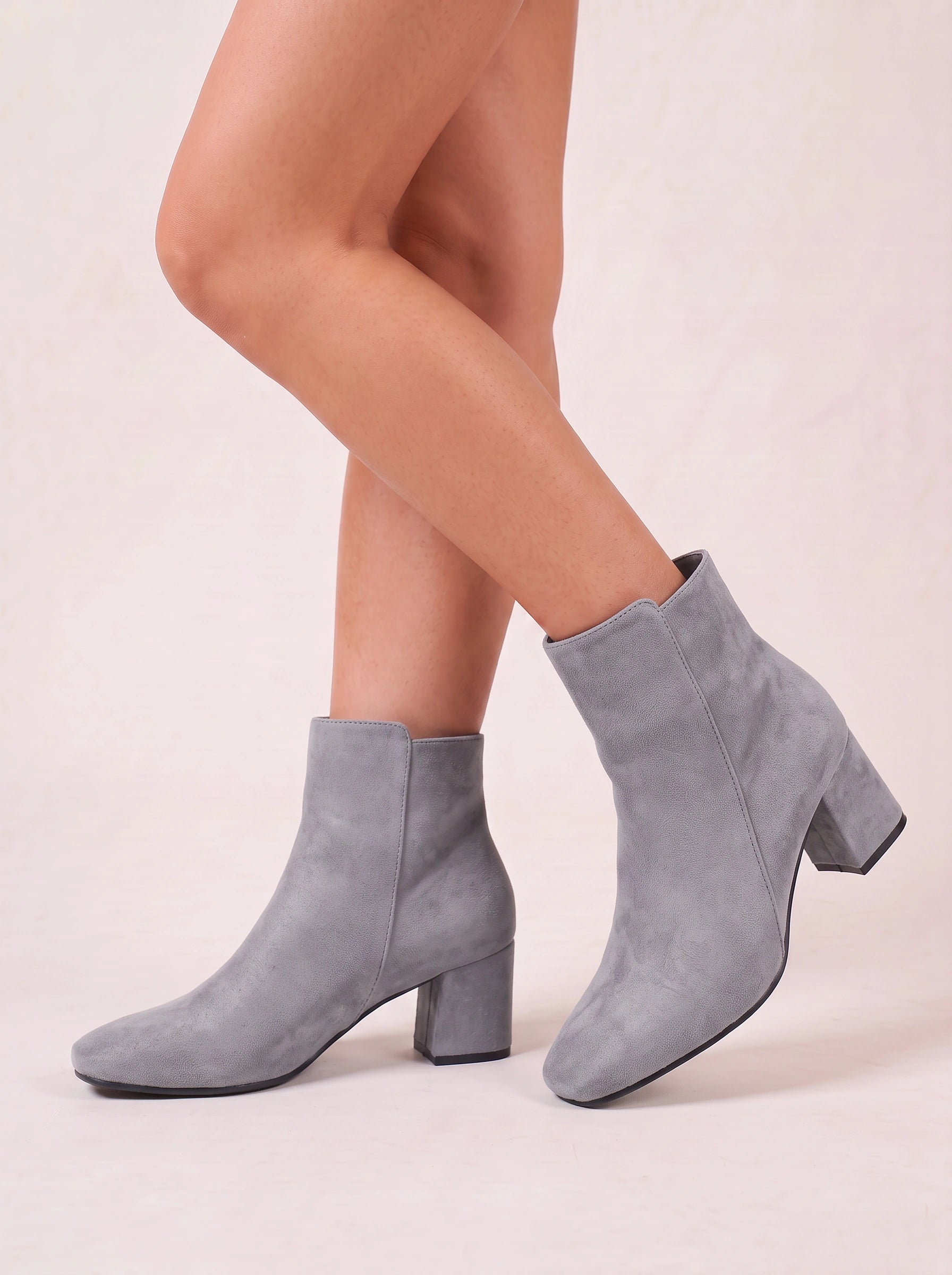 Blockara Suede Chelsea Ankle Boots – Women Block Heel Boots Chelsea Ankle Boots Orthopedic Arch Support