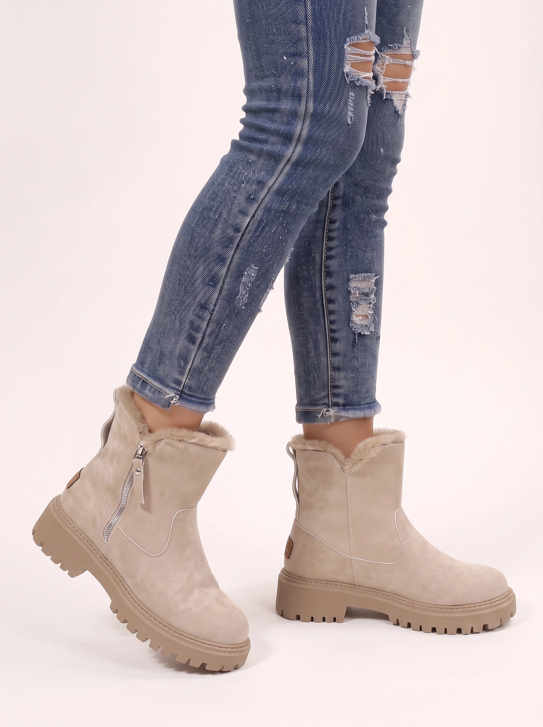 Traxine Faux Fur Ankle Boots – Women Winter Lug Sole Zip Chelsea Platform Chunky Boots