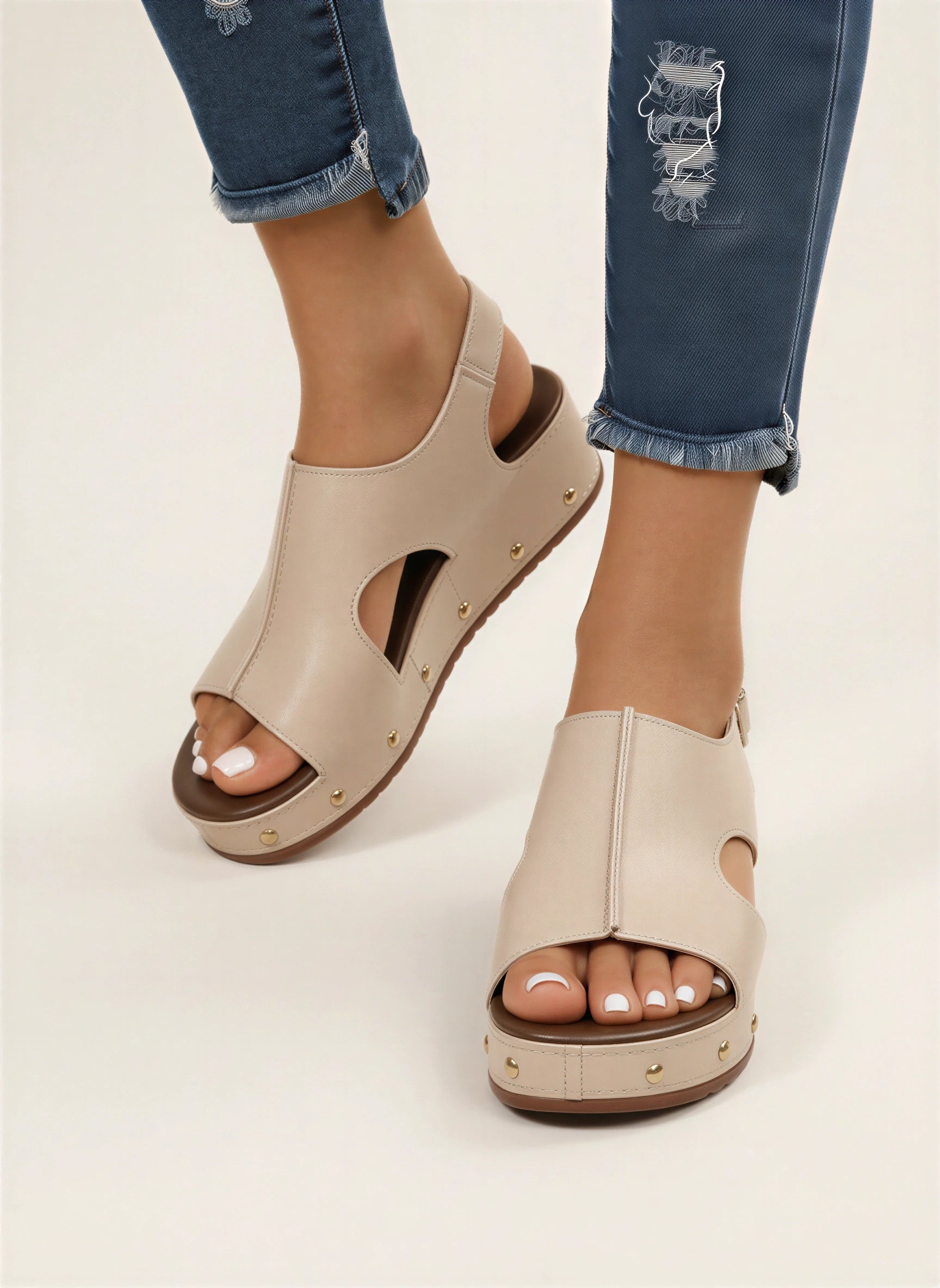 Borrida Platform Cutout Sandals – Women Orthopedic Arch Support Cushioned Footbed Summer Casual Sandals