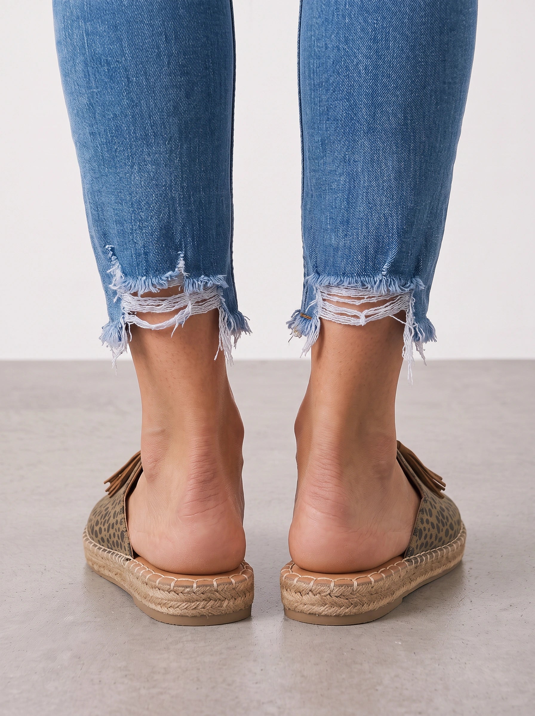 Chiaria Leopard Tassel Slide Sandals – Women Slip-On Mules Platform Espadrille Cushioned Arch Support Casual Summer Sandals