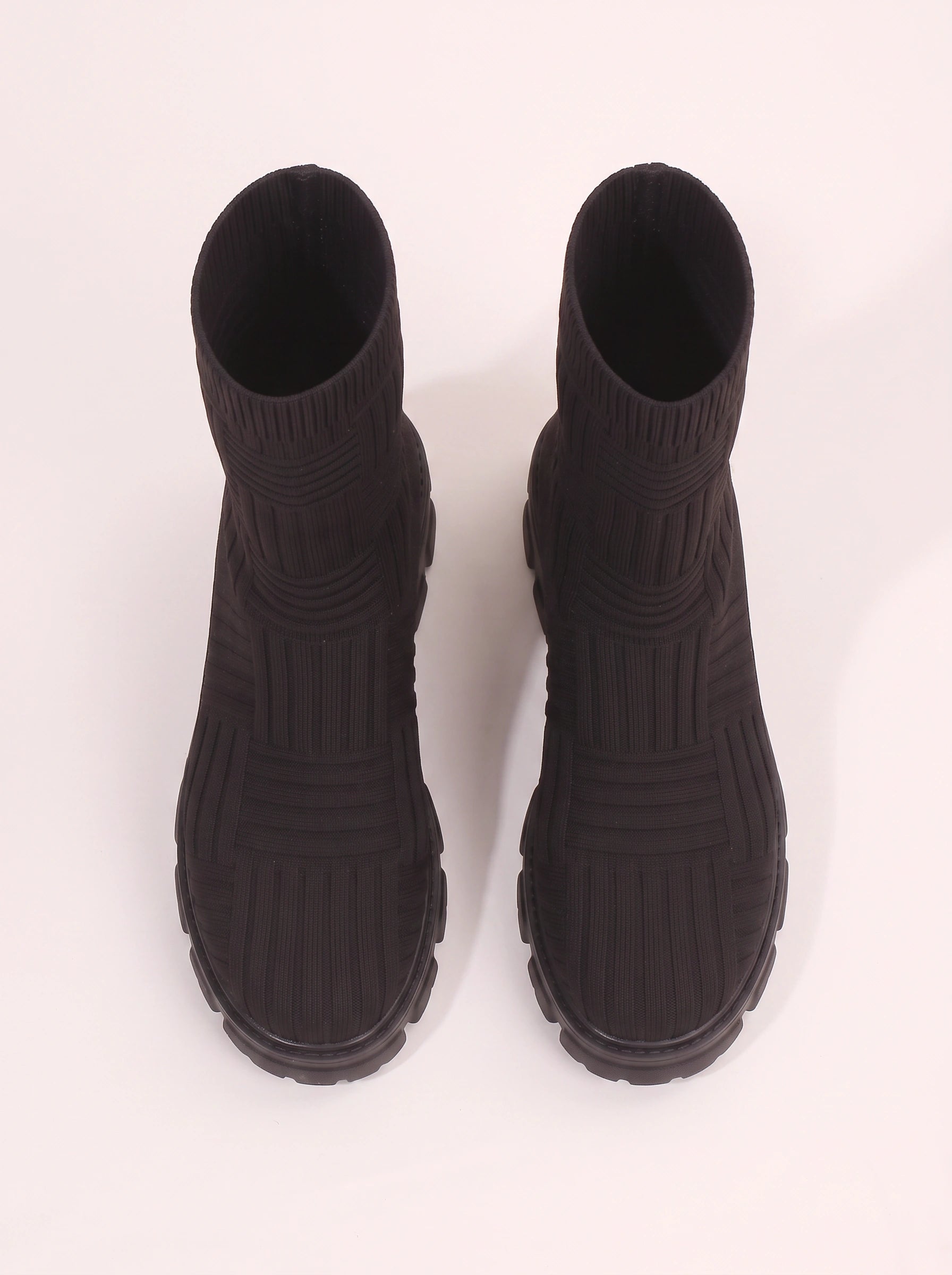Trettra Ribbed Knit Sock Ankle Boots – Chunky Platform Chelsea Boots Women Streetwear Ankle Boots