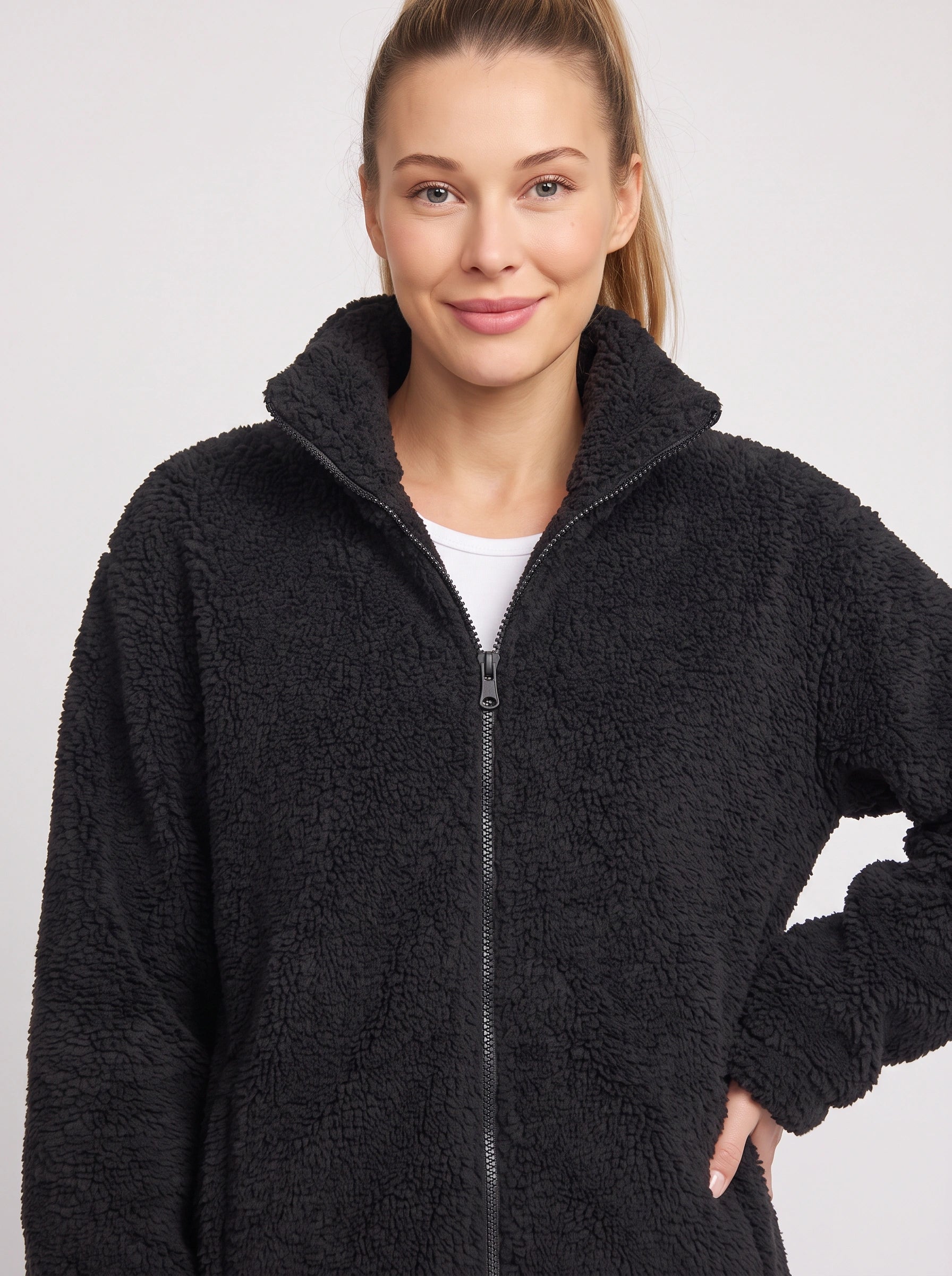 Veste oversize Areleon en polaire sherpa avec fermeture éclair - Veste douce zippée pour femme, manteau teddy douillet d'hiver
