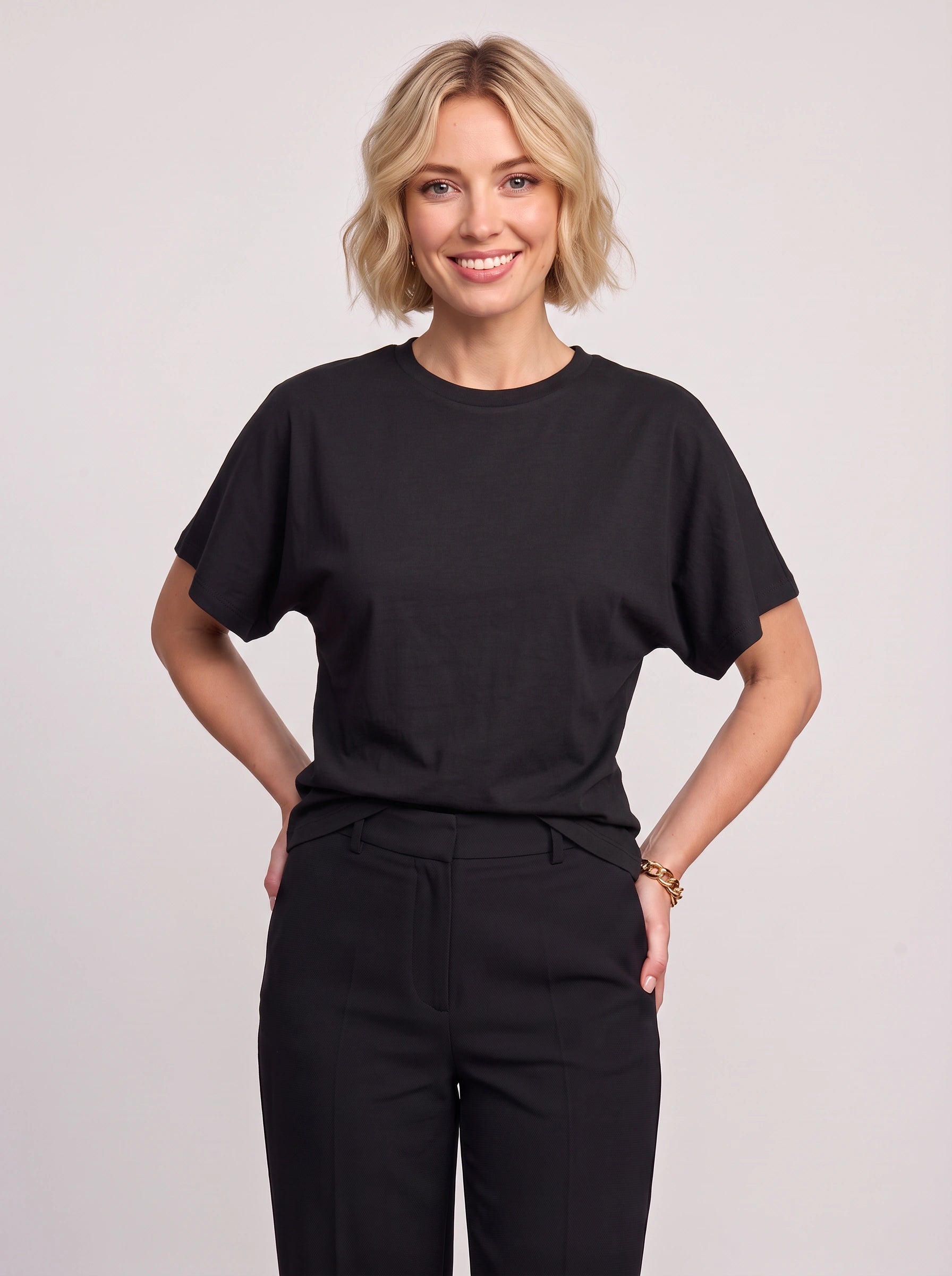 T-shirt oversize décontracté Amplia - t-shirt basique à col rond et manches courtes pour femme, en coton, à porter au quotidien