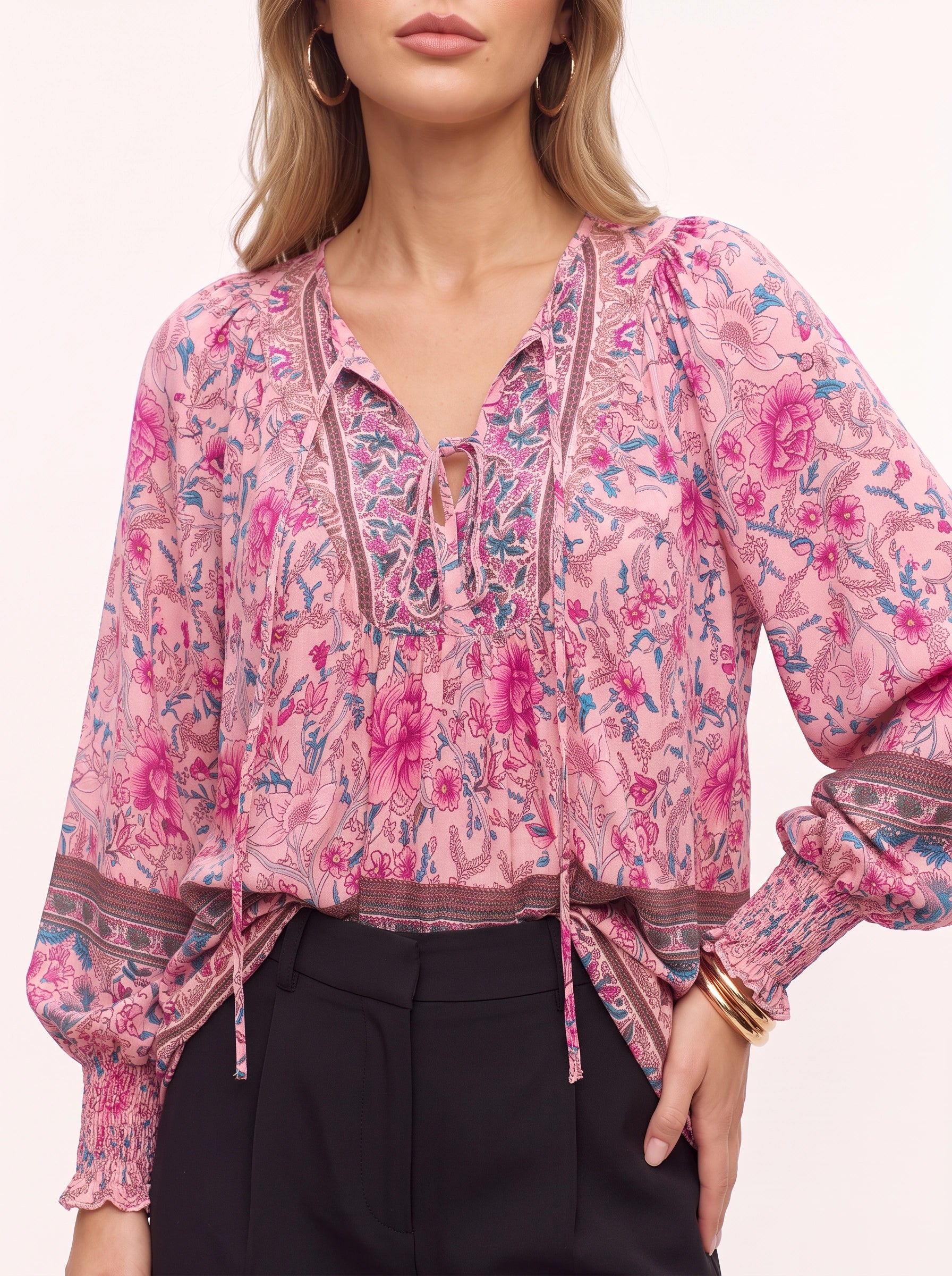 Floralyn blouse bohème à col noué - vêtement chic pour femme, style bohème, manches longues, blouse romantique d'automne