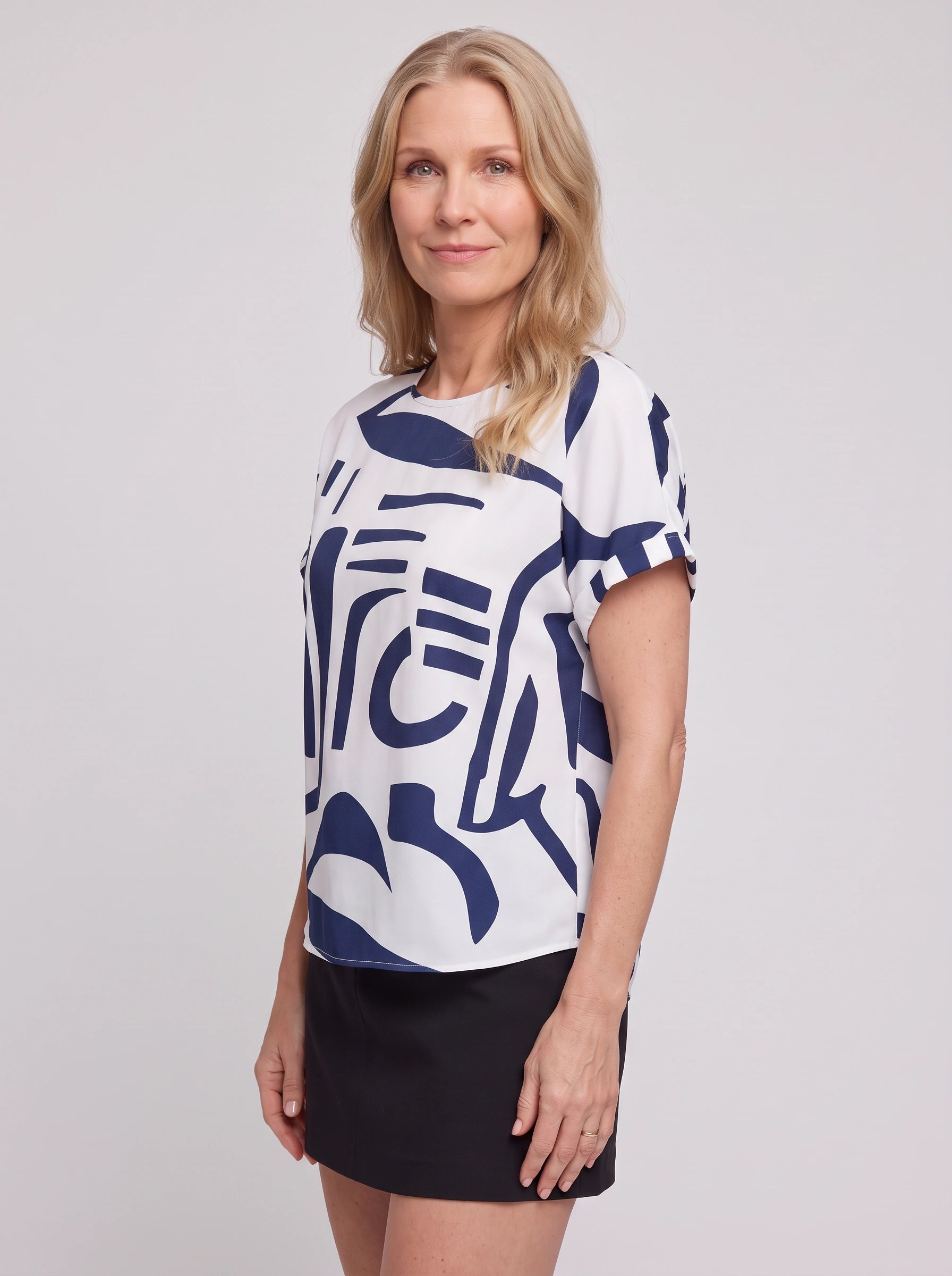 Maevira - T-shirt graphique oversize abstrait - T-shirt imprimé décontracté pour femme, coupe ample, manches courtes