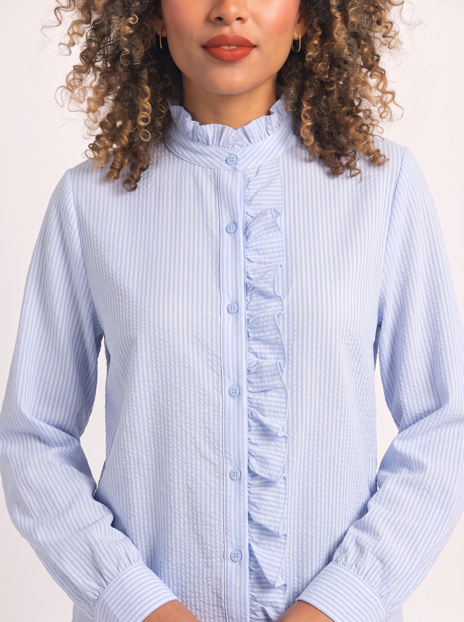 Frillina - Blouse à volants et boutonnage devant - Haut rayé décontracté à manches longues pour femme, idéal pour le bureau