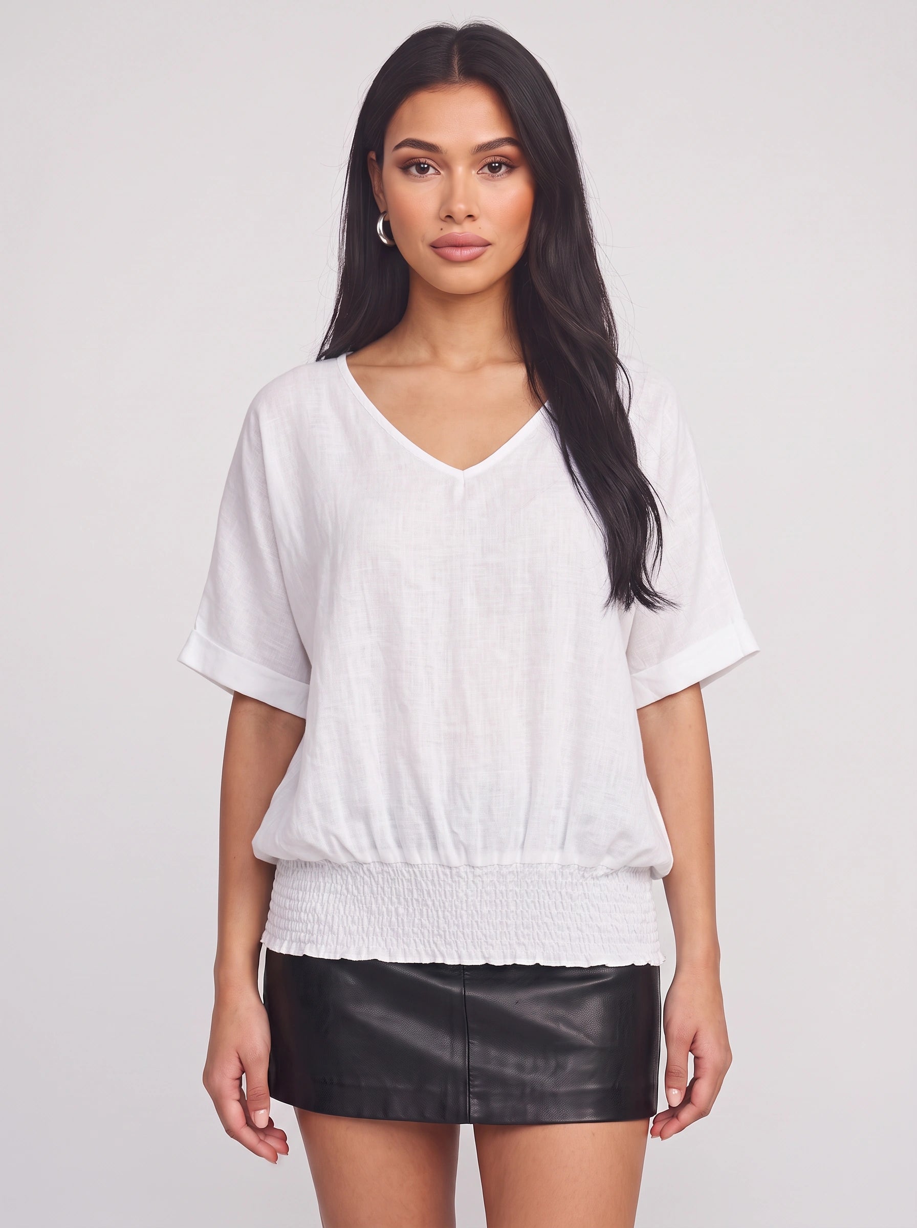 Top Terama à ourlet smocké et encolure en V – Femme, coupe décontractée oversize, vêtement d’intérieur casual à manches courtes