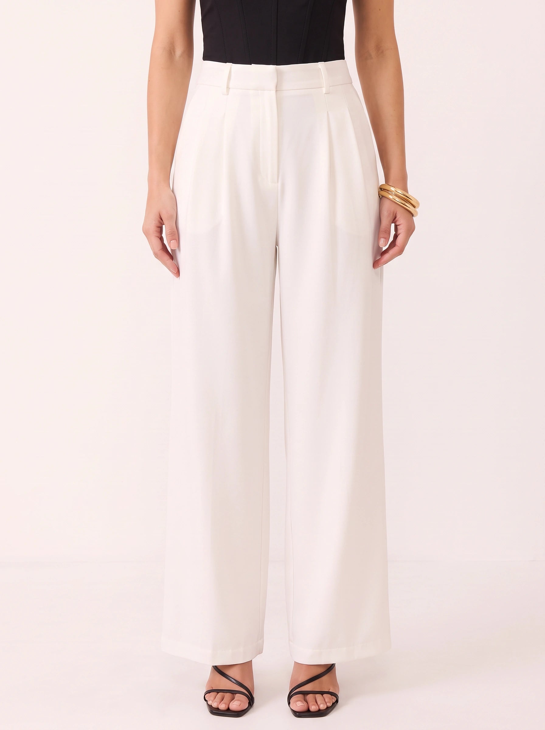 Pantalon Pinsera ajusté à taille haute et jambes larges – Femme, pantalon plissé palazzo pour le bureau, style chic casual