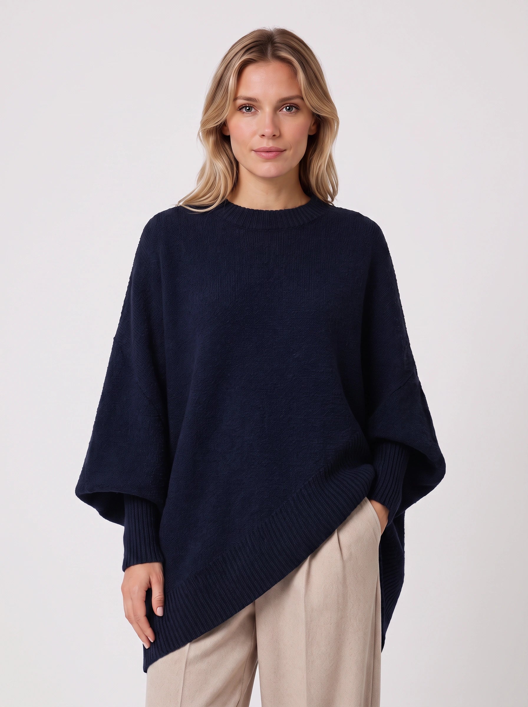 Poncho asymétrique Orlow - Pull cape oversize pour femme, manches côtelées, pull d'automne