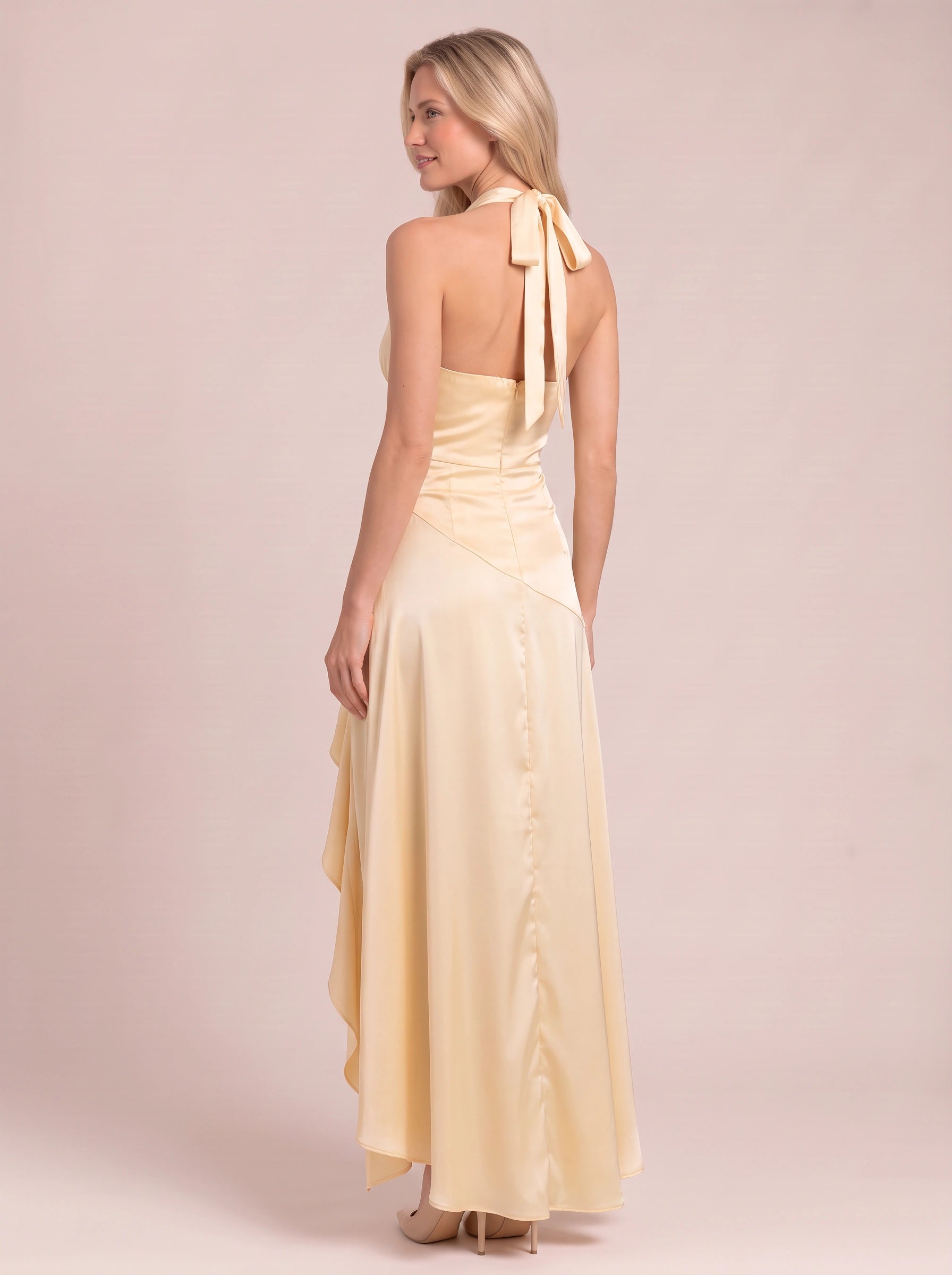 Robe longue Ondula en satin à col dos nu - robe formelle de soirée pour femme, invitée de mariage, cocktail avec ourlet à volants