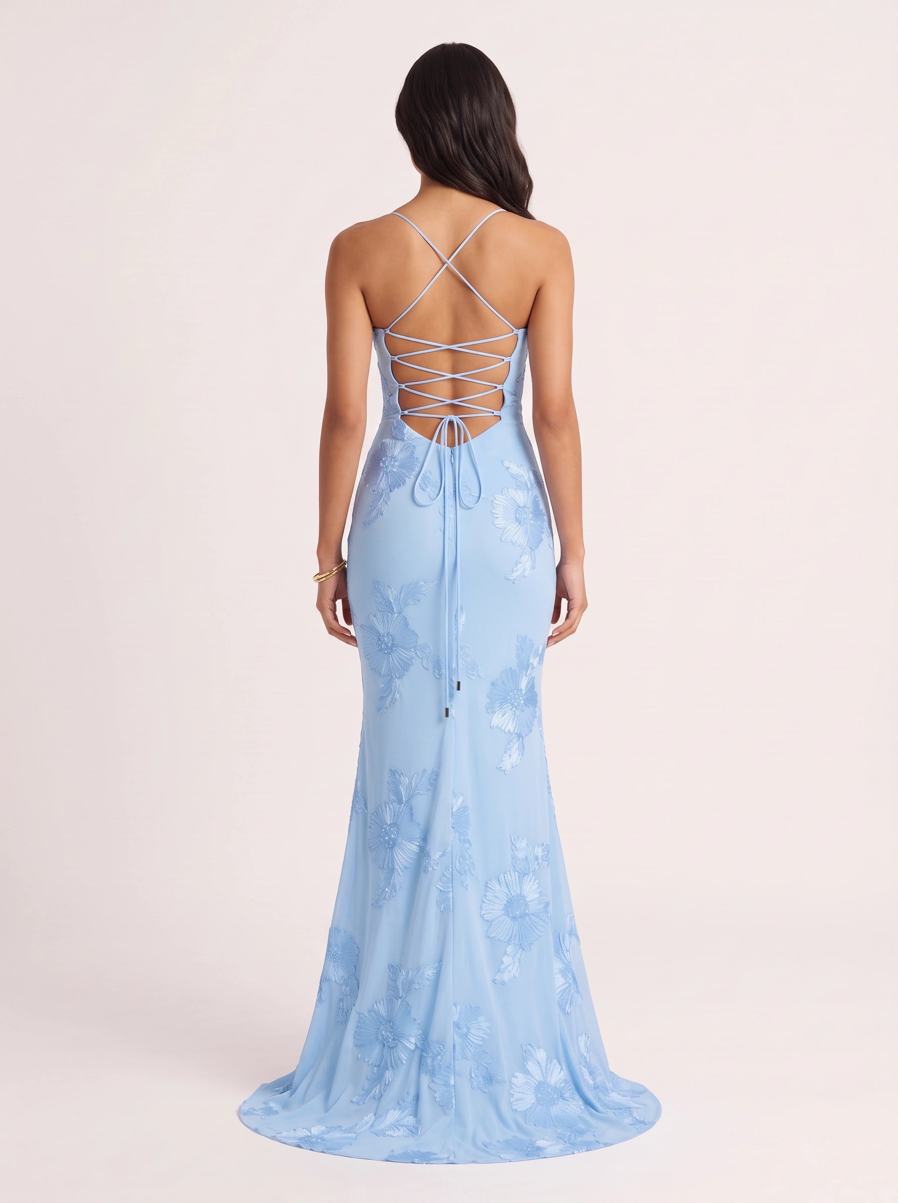 Robe longue corsetée brodée Floryn - Robe de soirée sirène fleurie, élégante, pour femme invitée à un mariage