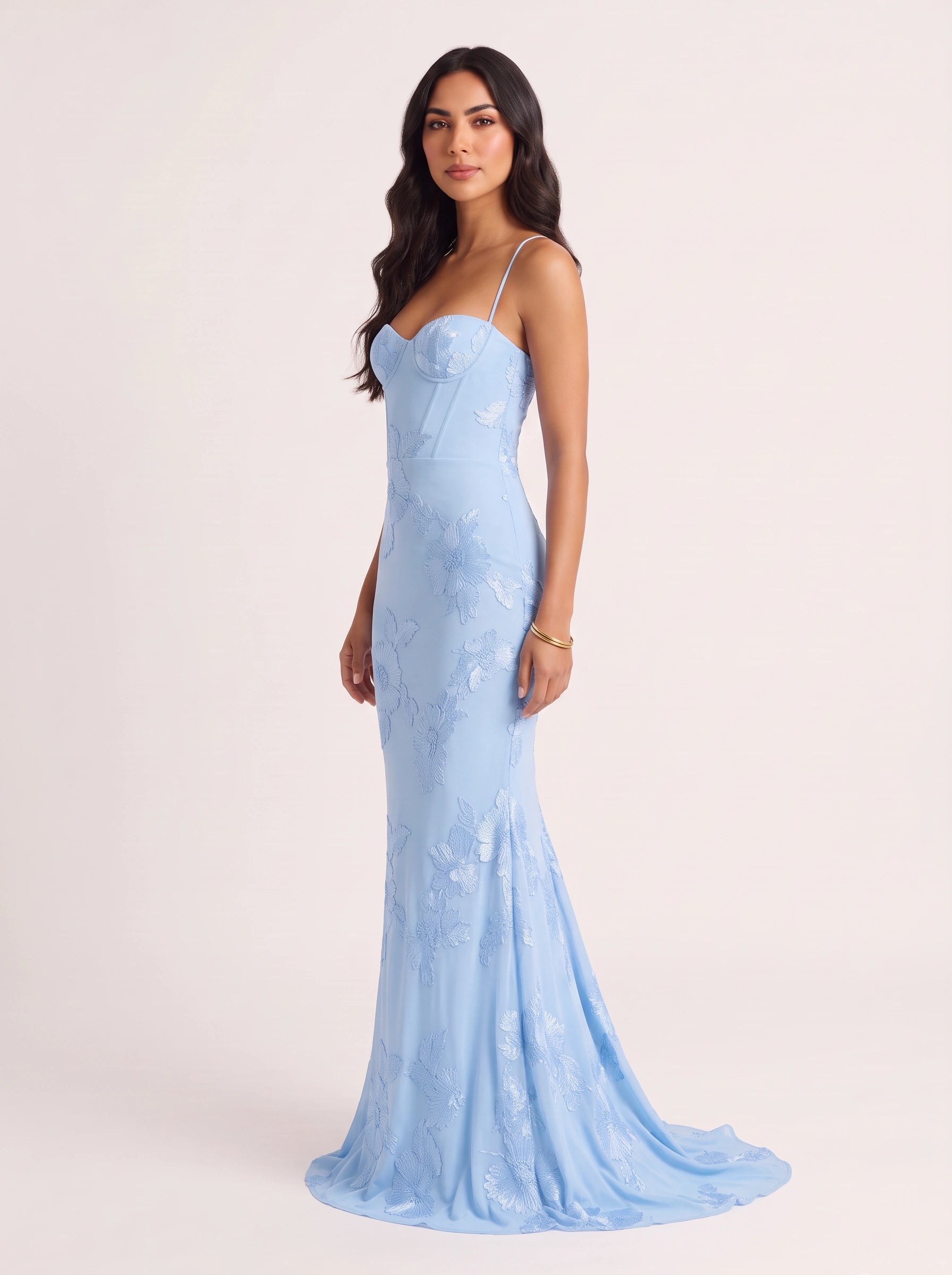Robe longue corsetée brodée Floryn - Robe de soirée sirène fleurie, élégante, pour femme invitée à un mariage