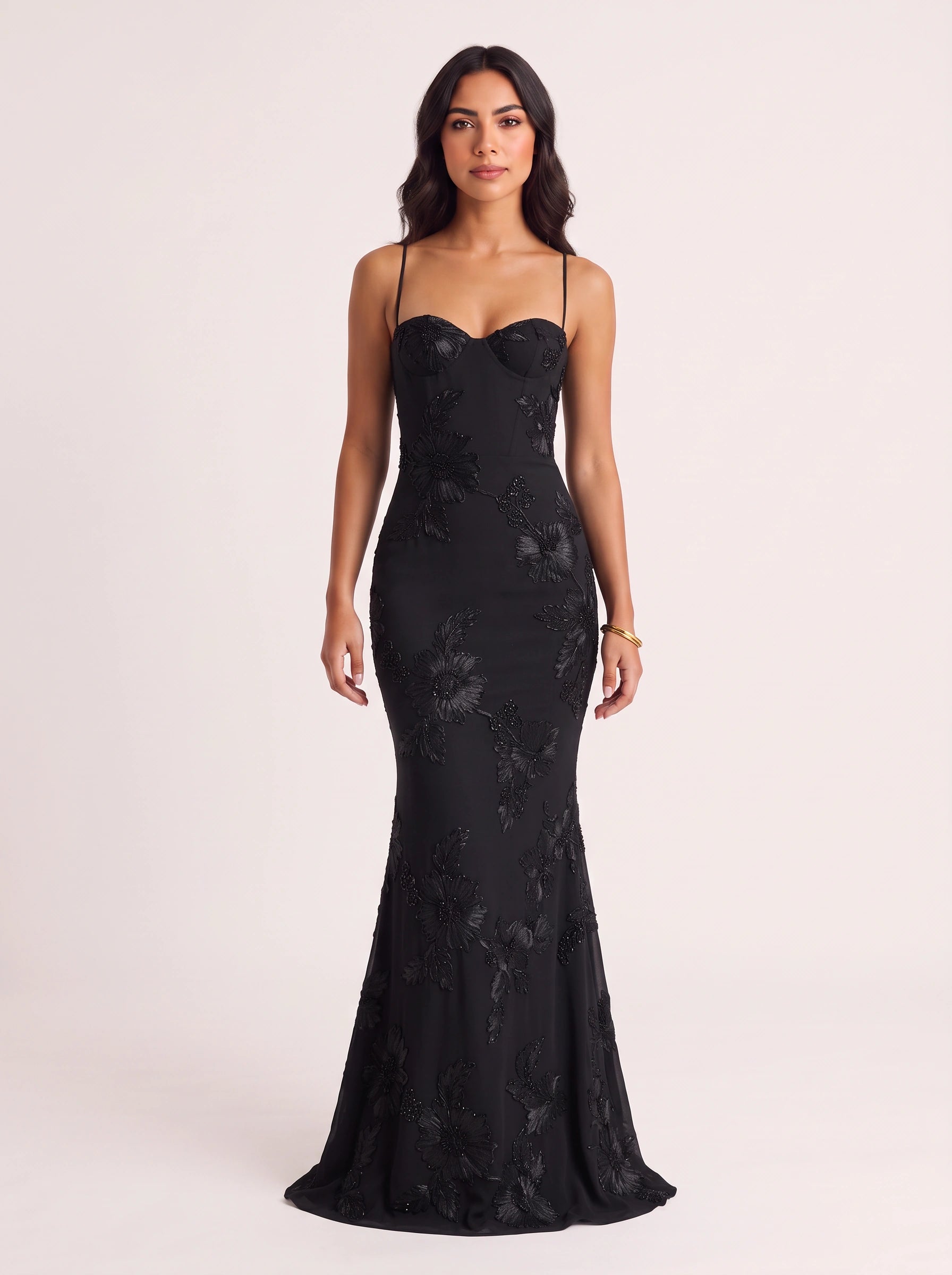 Robe longue corsetée brodée Floryn - Robe de soirée sirène fleurie, élégante, pour femme invitée à un mariage
