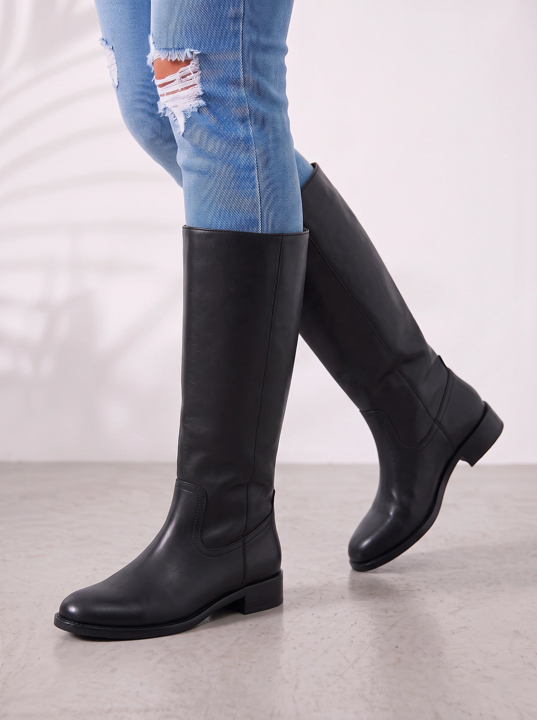 Cordova Knee-High Leather Riding Boots – Women Flat Heel Equestrian Casual Western Knee High Boots