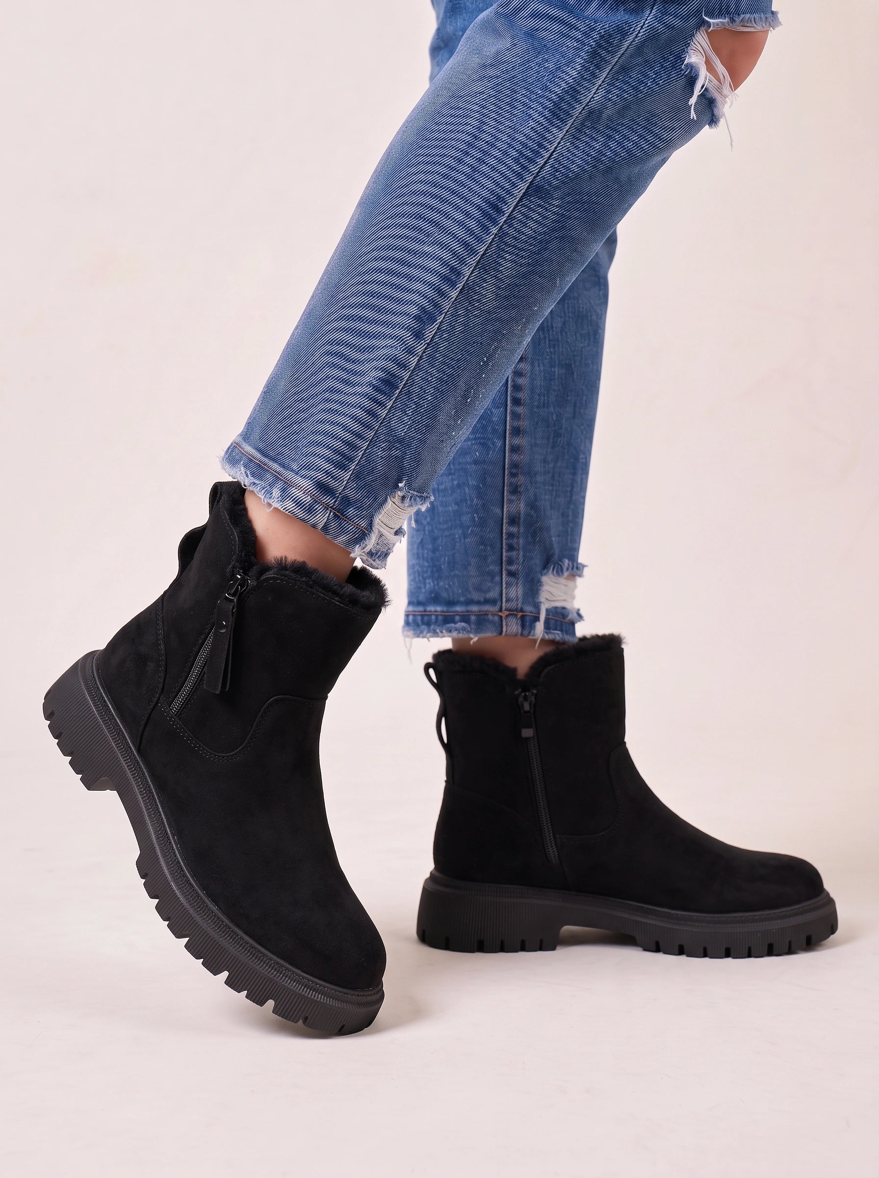 Muriva Faux Fur Lined Platform Ankle Boots – Suede Women Winter Snow Chelsea Boots Lug Sole