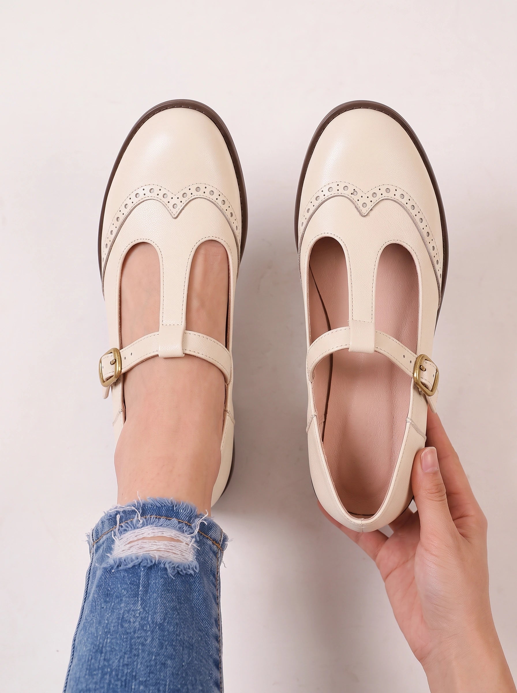 Brogue T-Strap Mary Jane Flats – Women Vintage Wingtip Low Heel Ballet Flats Ladies Buckle Mary Jane Shoes