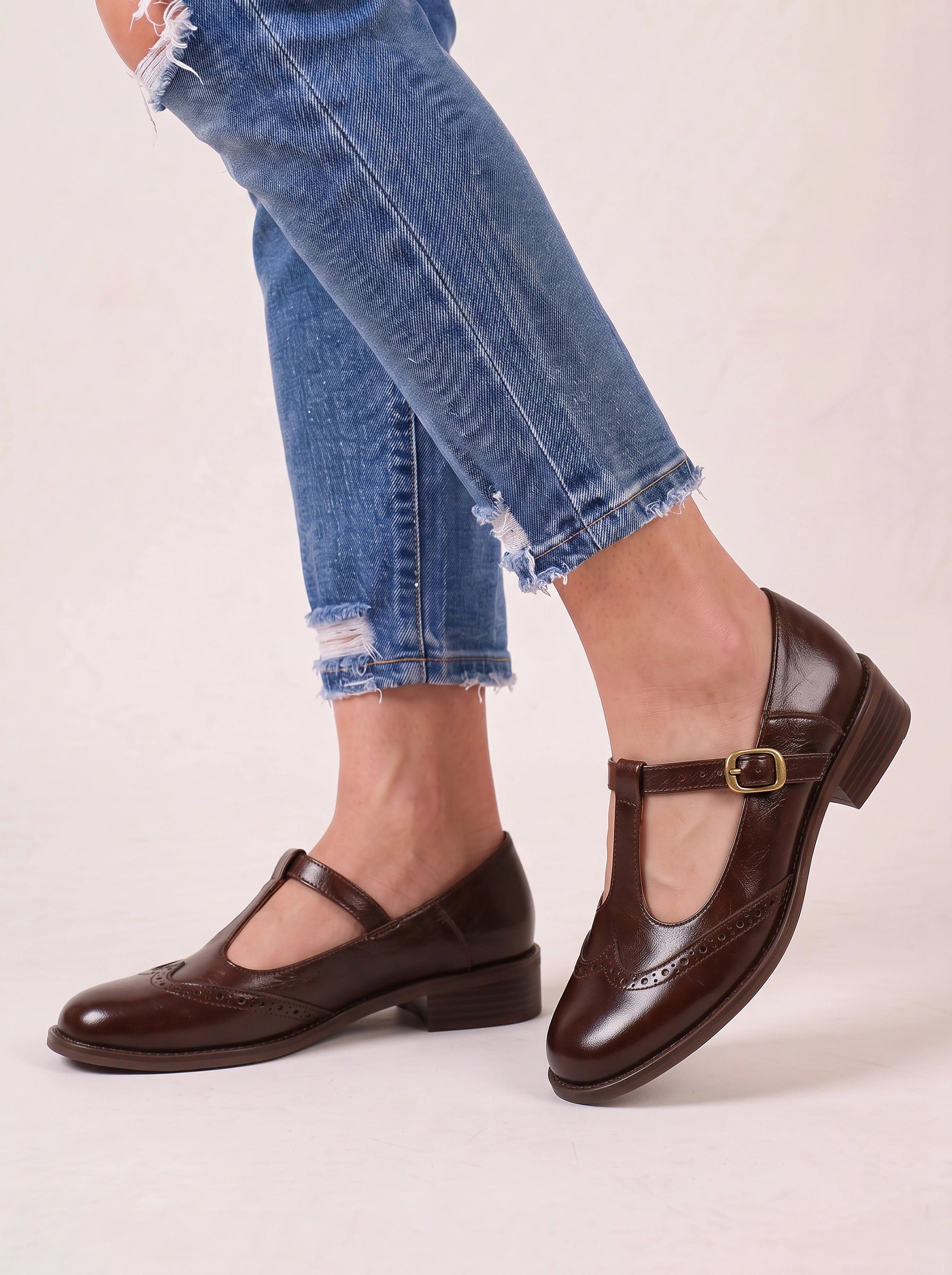Brogue T-Strap Mary Jane Flats – Women Vintage Wingtip Low Heel Ballet Flats Ladies Buckle Mary Jane Shoes
