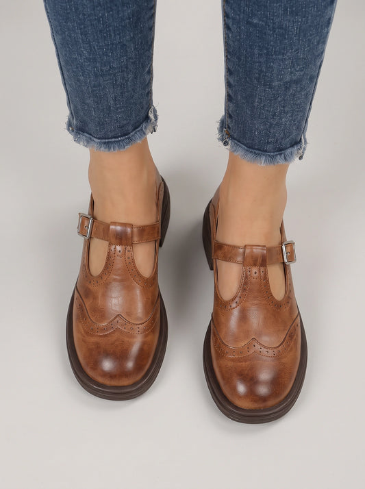 Chaussures Mary Jane Brogwin à bride en T – Chaussures Mary Jane pour femmes en cuir brogue, style vintage, talon carré, plates et décontractées