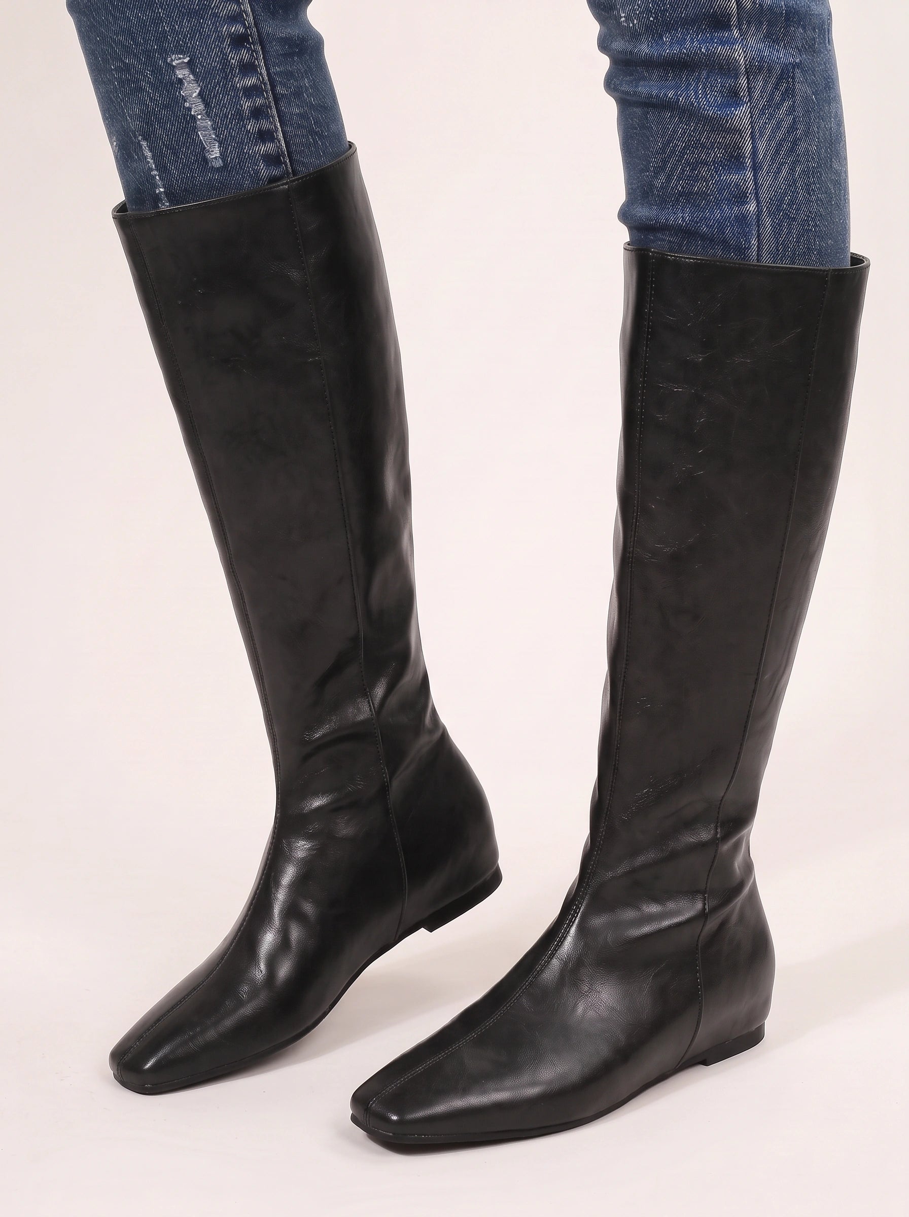 Torvell Knee-High Flat Boots – Women Leather Square Toe Knee High Boots Chelsea Streetwear Casual
